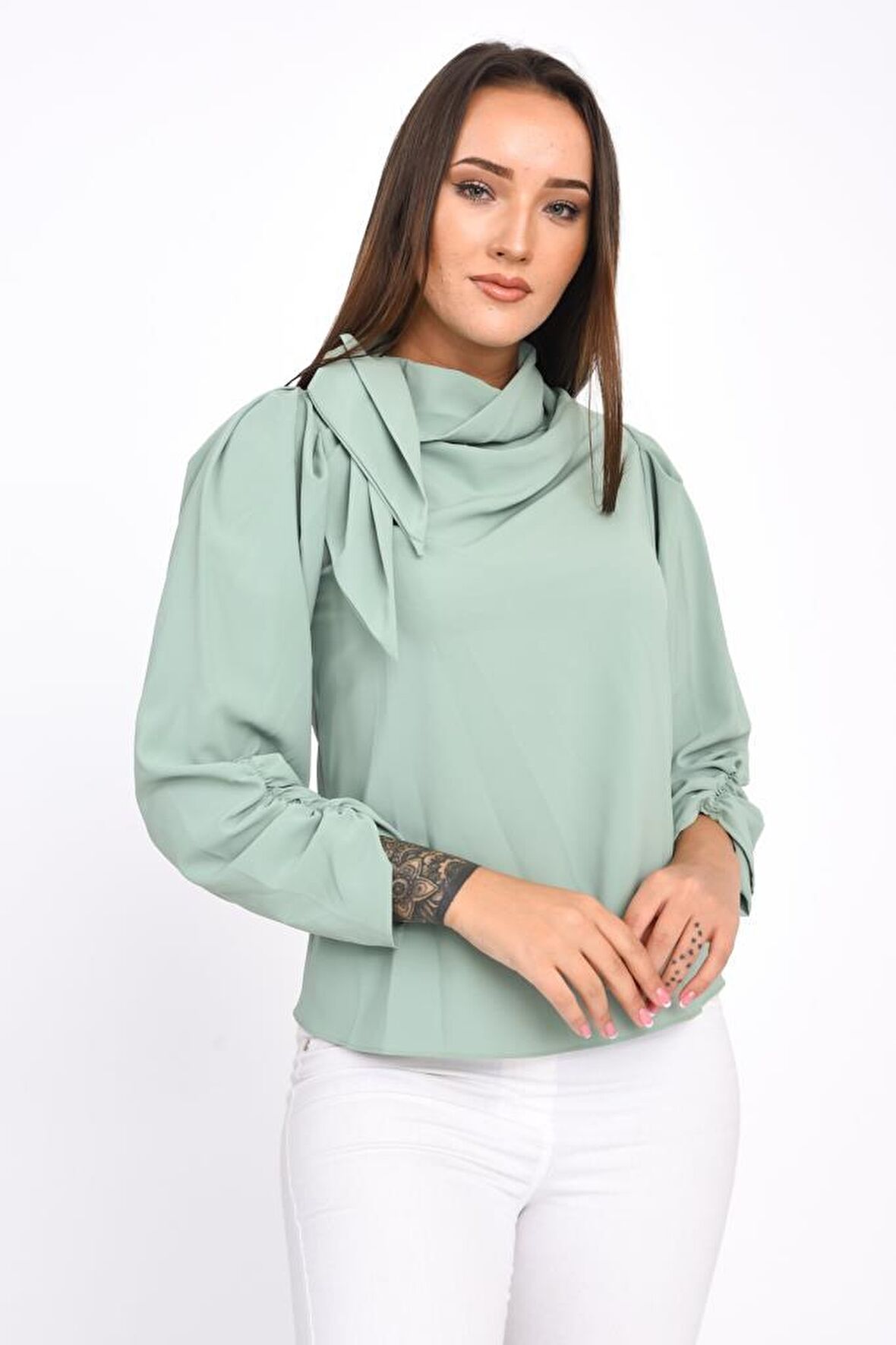 Modkofoni Fular Detaylı Uzun Kollu Mint Yeşil Kadın Bluz