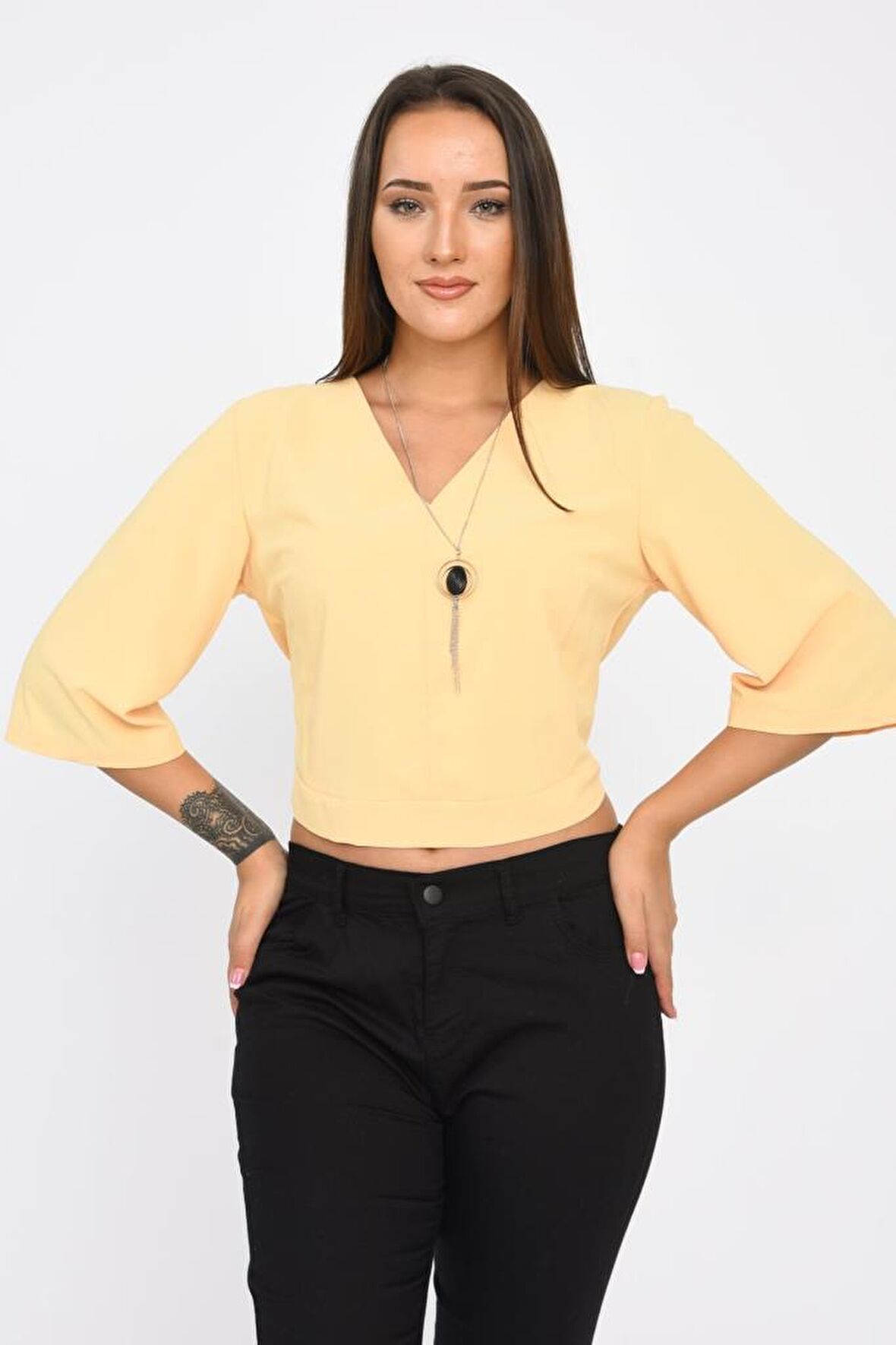 Modkofoni V Yaka Takı ve Sırt Detaylı Uzun kollu Sarı Kadın Bluz