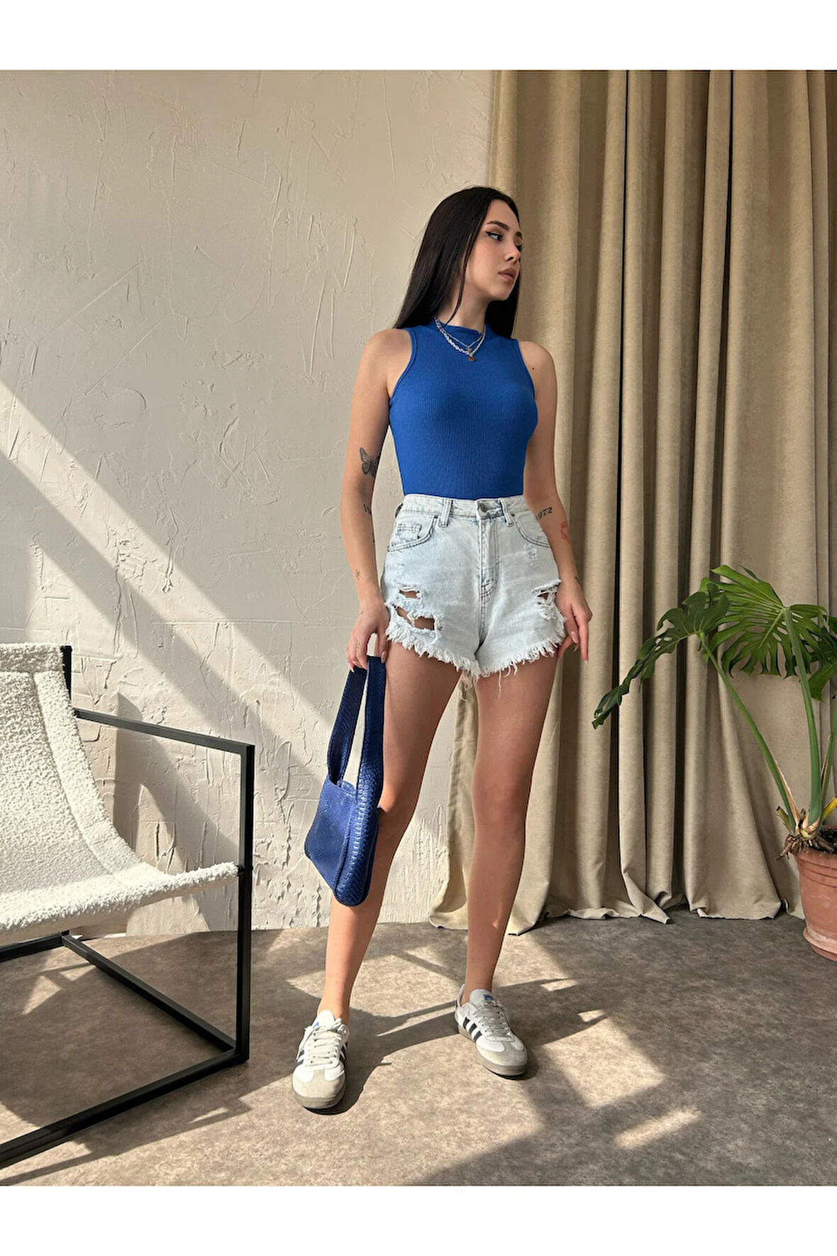 Kadın Dik Yaka Kaşkorse Örme Fitilli Halter Crop Bluz 