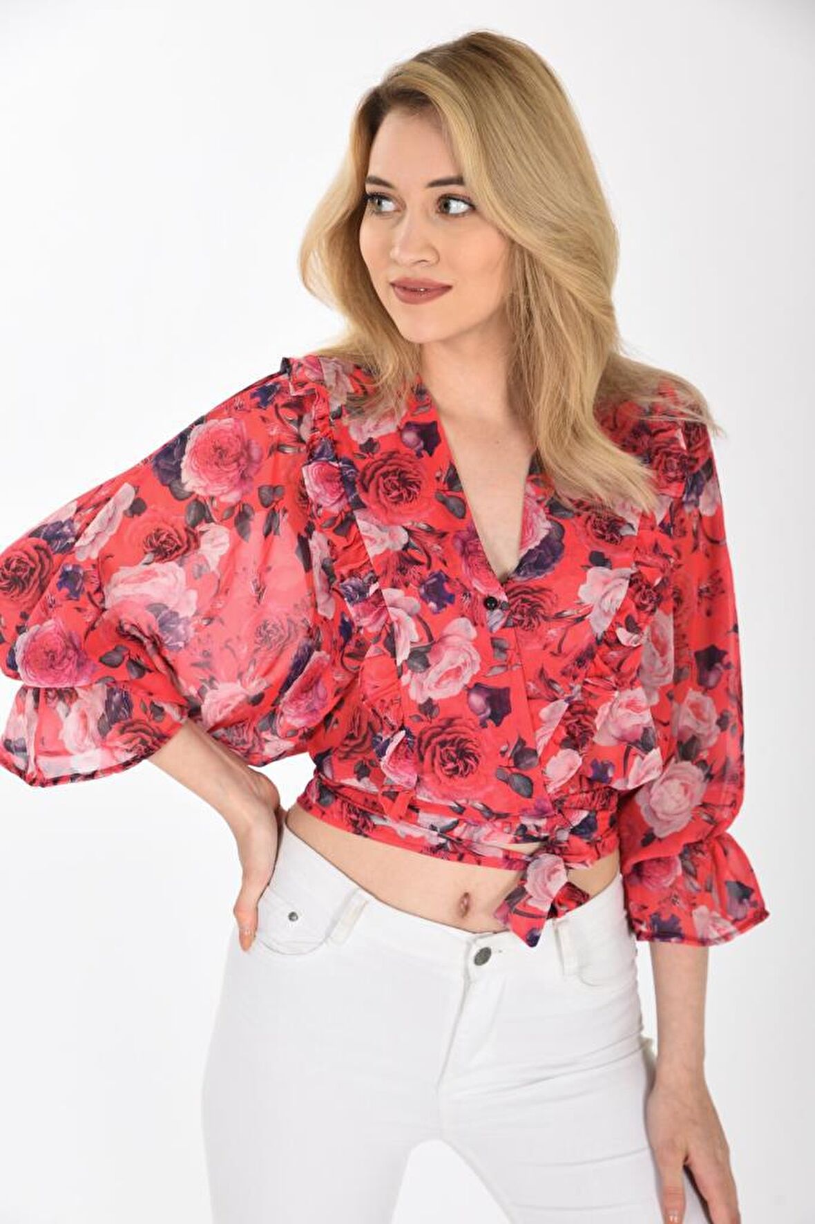 Modkofoni Kol Ağzı Fırfırlı V Dekolte Belden Bağlamalı Kırmızı Şifon Kadın Bluz