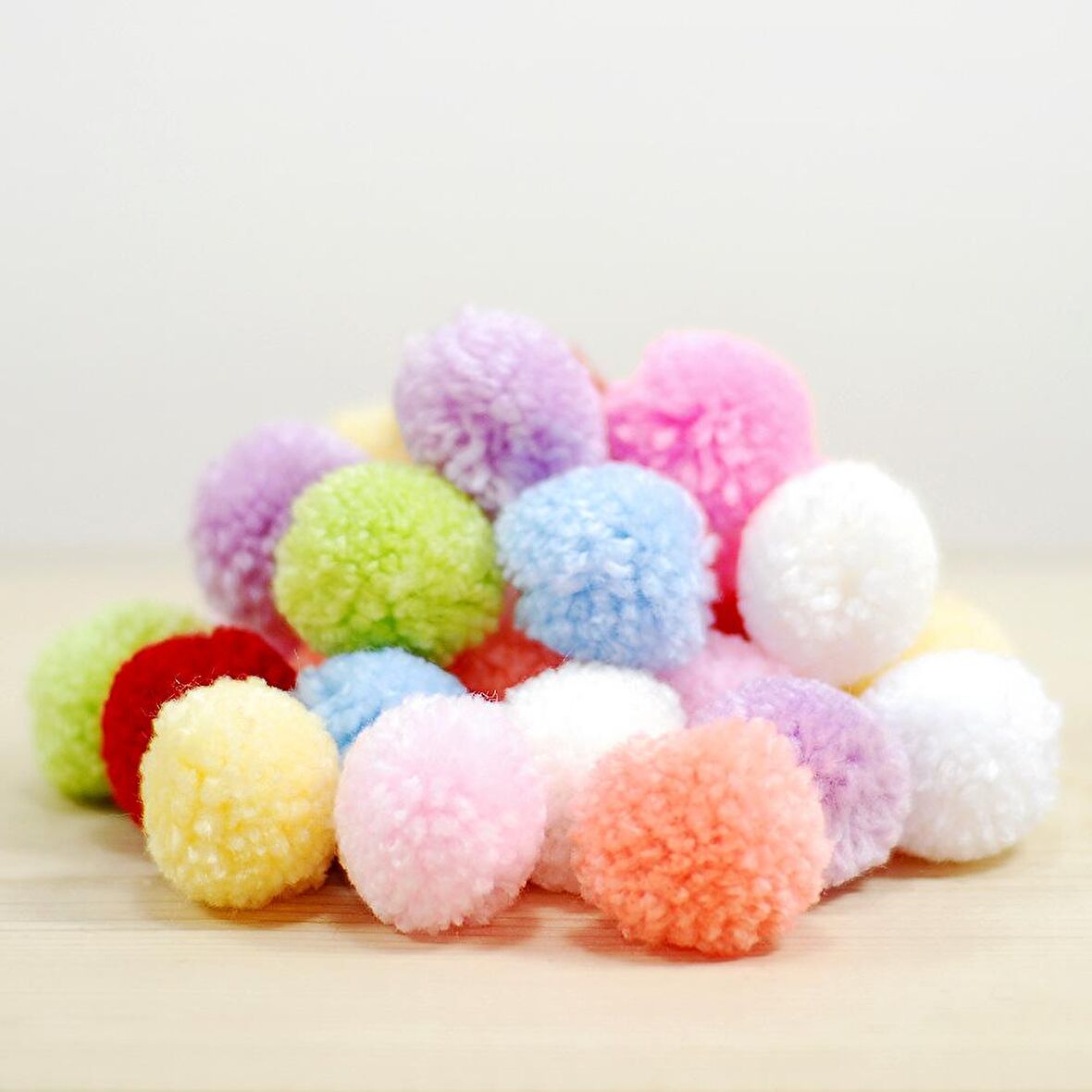 Ponpon (pom pom), 3 cm  10 adet  Beyaz