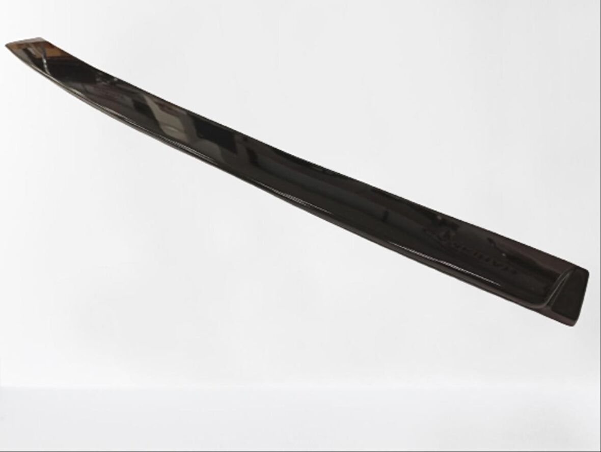 5 SERISI E60 2003-2010 CAMÜSTÜ SPOILER - PIANO BLACK (PARLAK SIYAH)