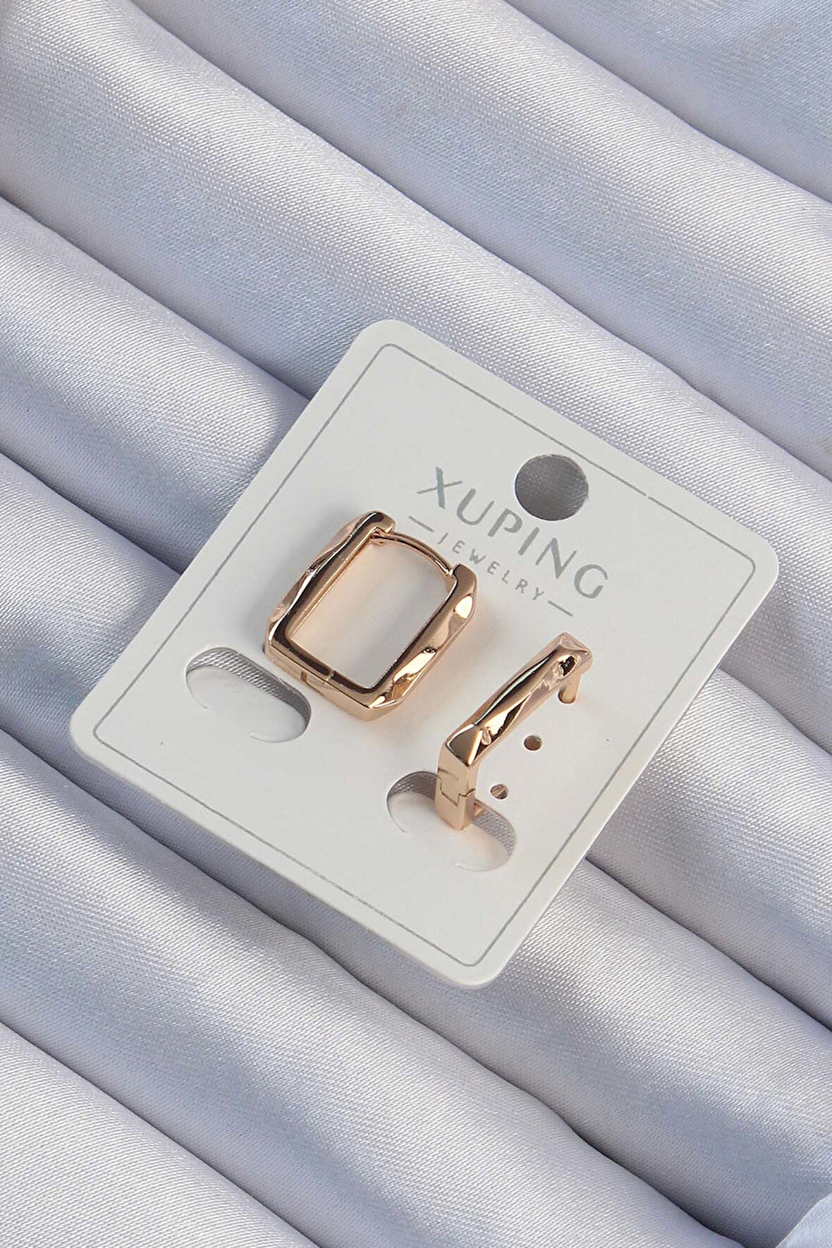 Xuping Rose Renk Lazer Kesim Ezme Küpe - TJ-BKP9440