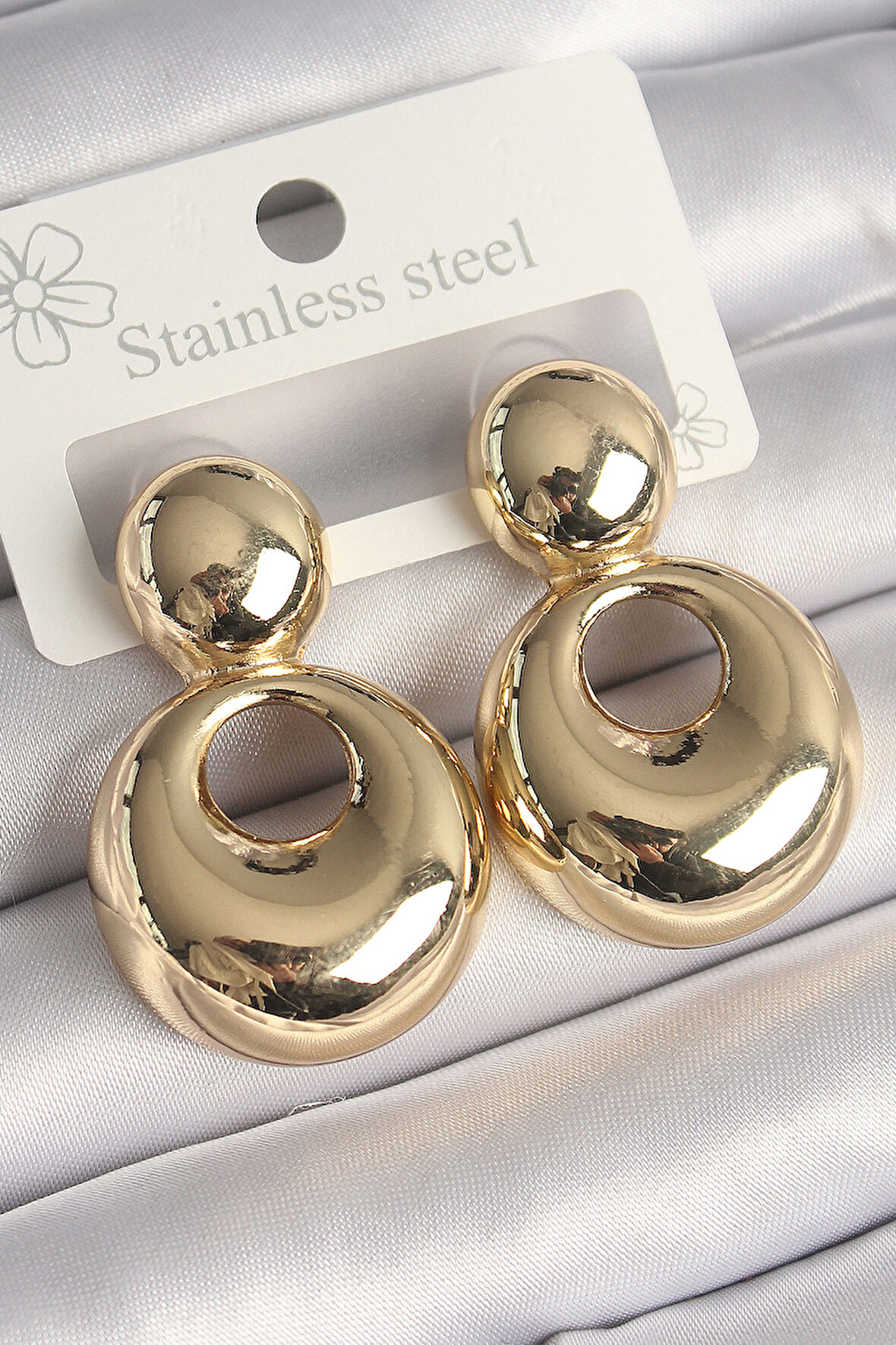 Pirinç Gold Renk Bomba Halka Model Kadın Küpe - TJ-BKP10254