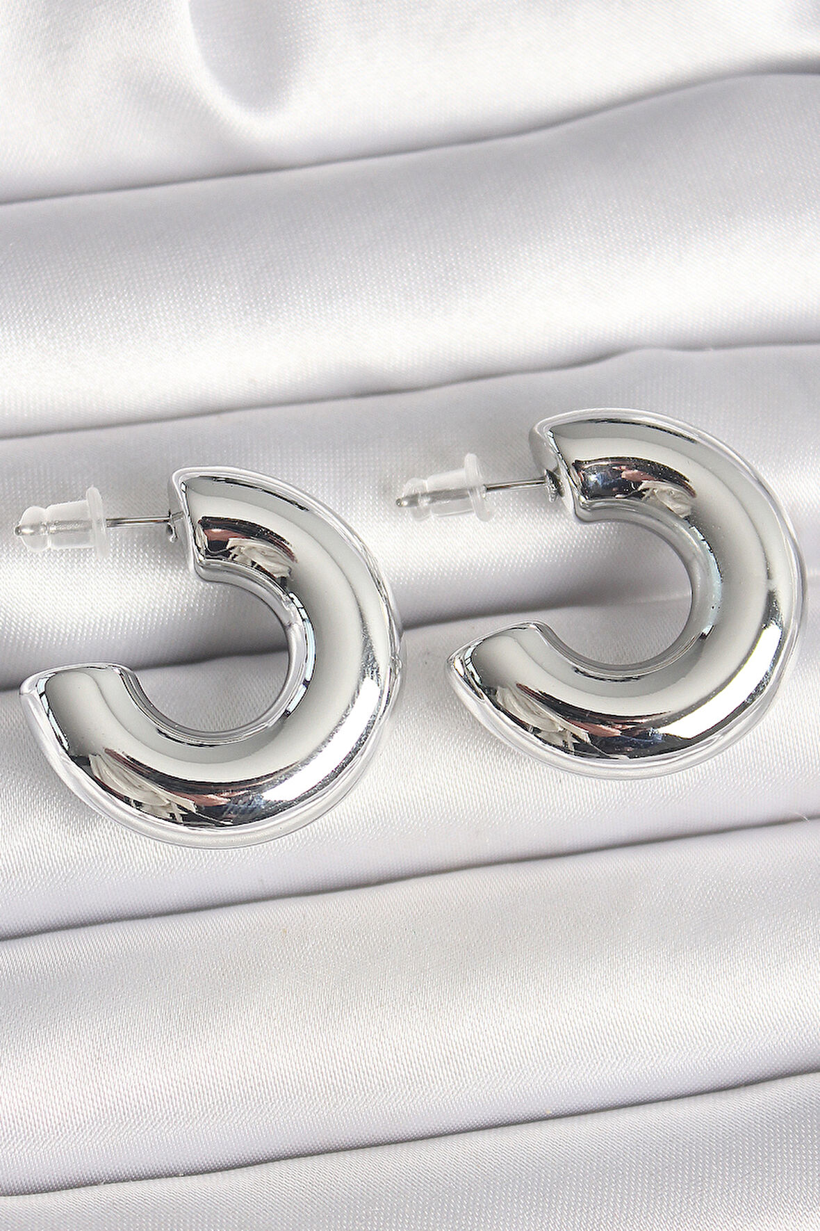 Pirinç Gümüş Renk Yarım Halka Model CCB Kadın Küpe - TJ-BKP10374