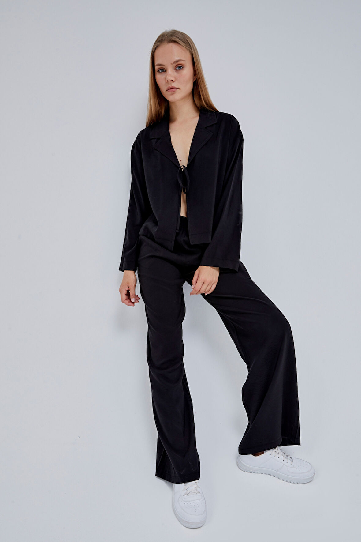 Siyah Beli Lastikli Bol Paça Pantolon