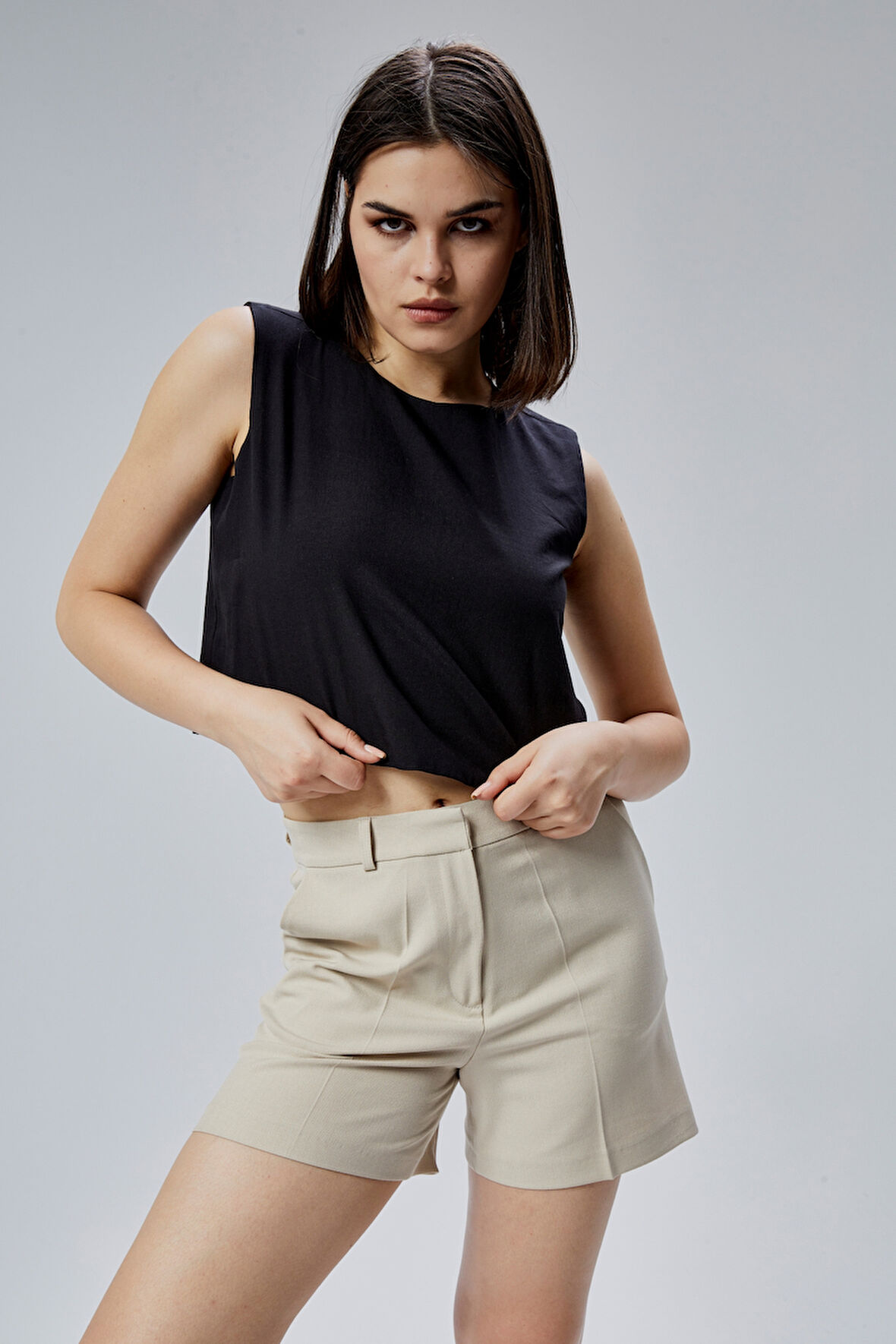 Siyah Regular Crop Bluz