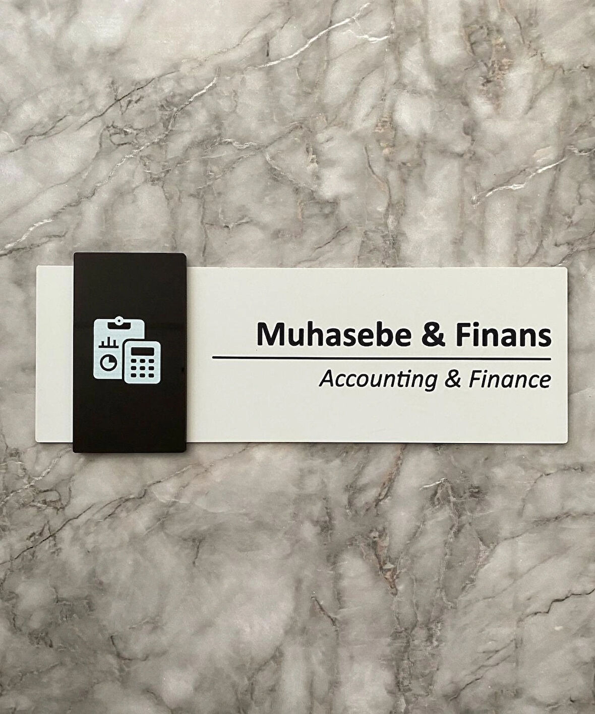 Basic Pearl Black Seri Muhasebe&Finans Yönlendirme Levhası