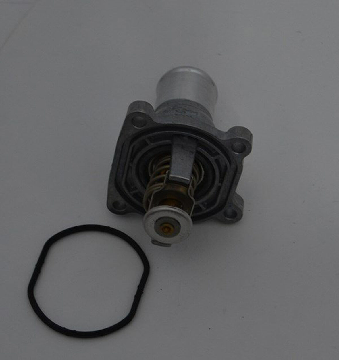 Opel Zafira Termostat (2005-2008) 1.6 24435102