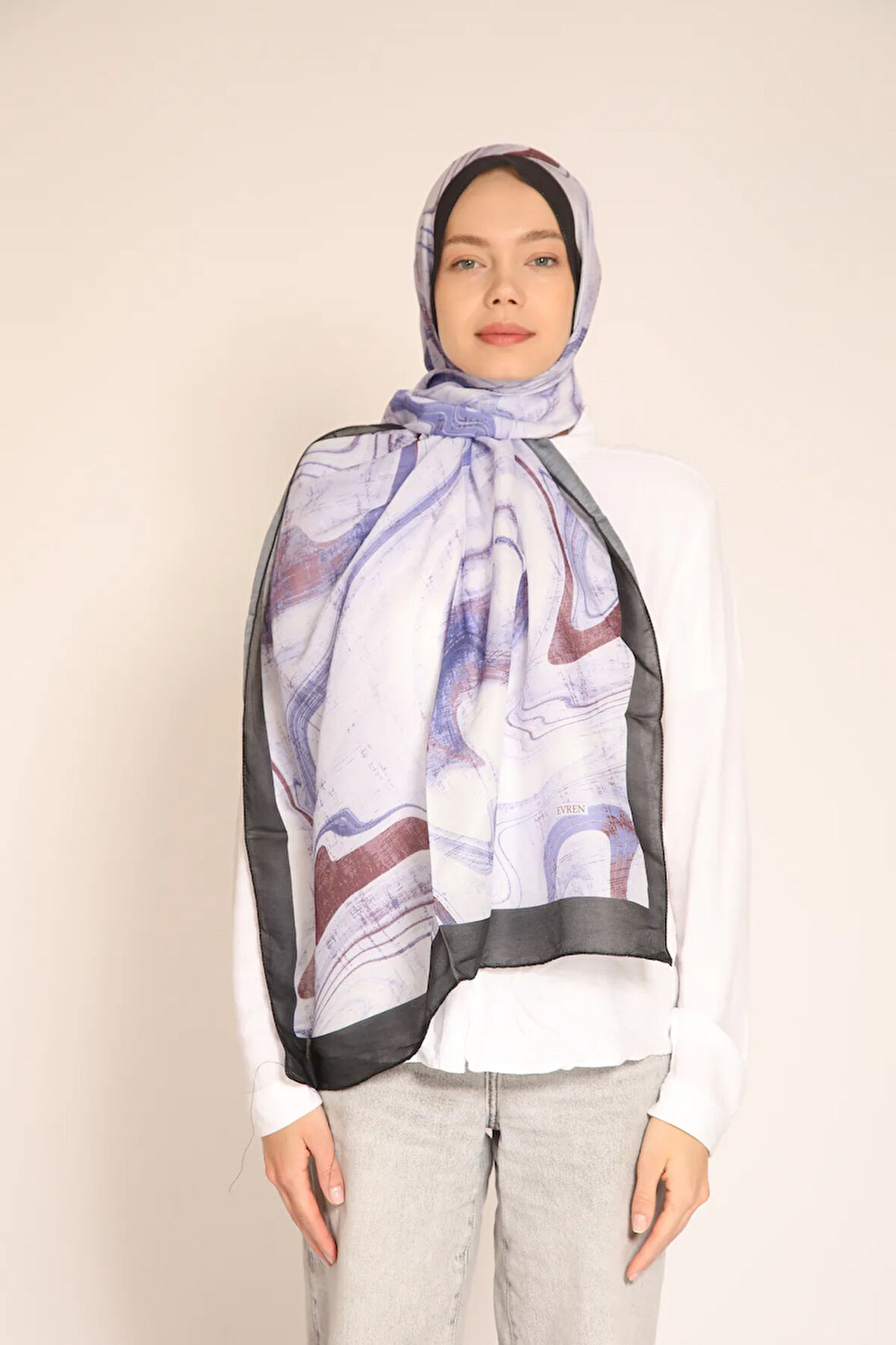 Lila ve Bordo Tonlarında Mermer Desenli Şal Hafif ve Modern Tasarım