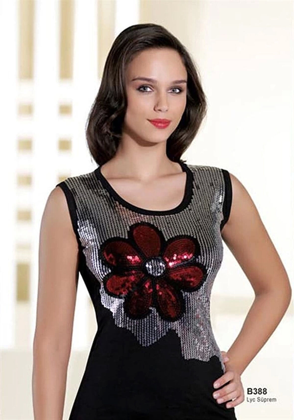 Şahinler Kadın Simli Sıfır Kol Atlet B388