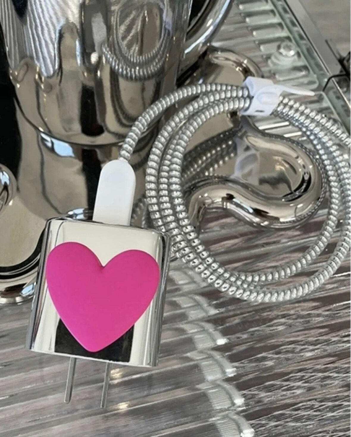 Brokoli Home iPhone 18W/20W Uyumlu Şarj Kılıfı, Şarj Kablosu Örme Aparatı, Kablo Koruyucu Aparatı,Pk