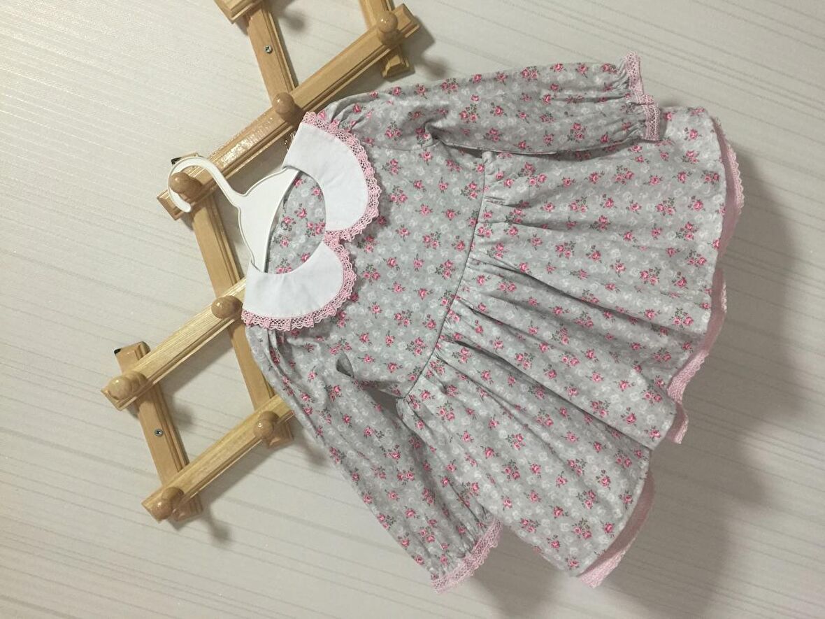 Bebe Yaka Dantel Detaylı Çiçek Desenli Gri Kız Çocuk Bebek Elbise