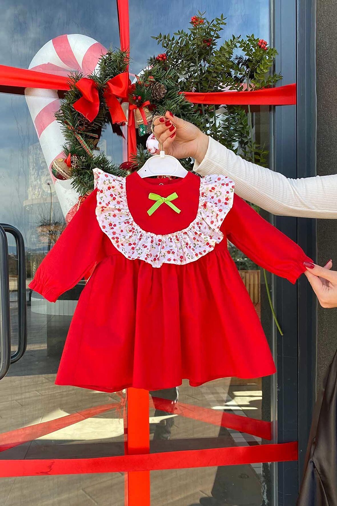 Çiçekli Fırfır ve Kurdele Detaylı Cici Kız Çocuk Bebek Bayram Doğum Günü Kırmızı Elbise