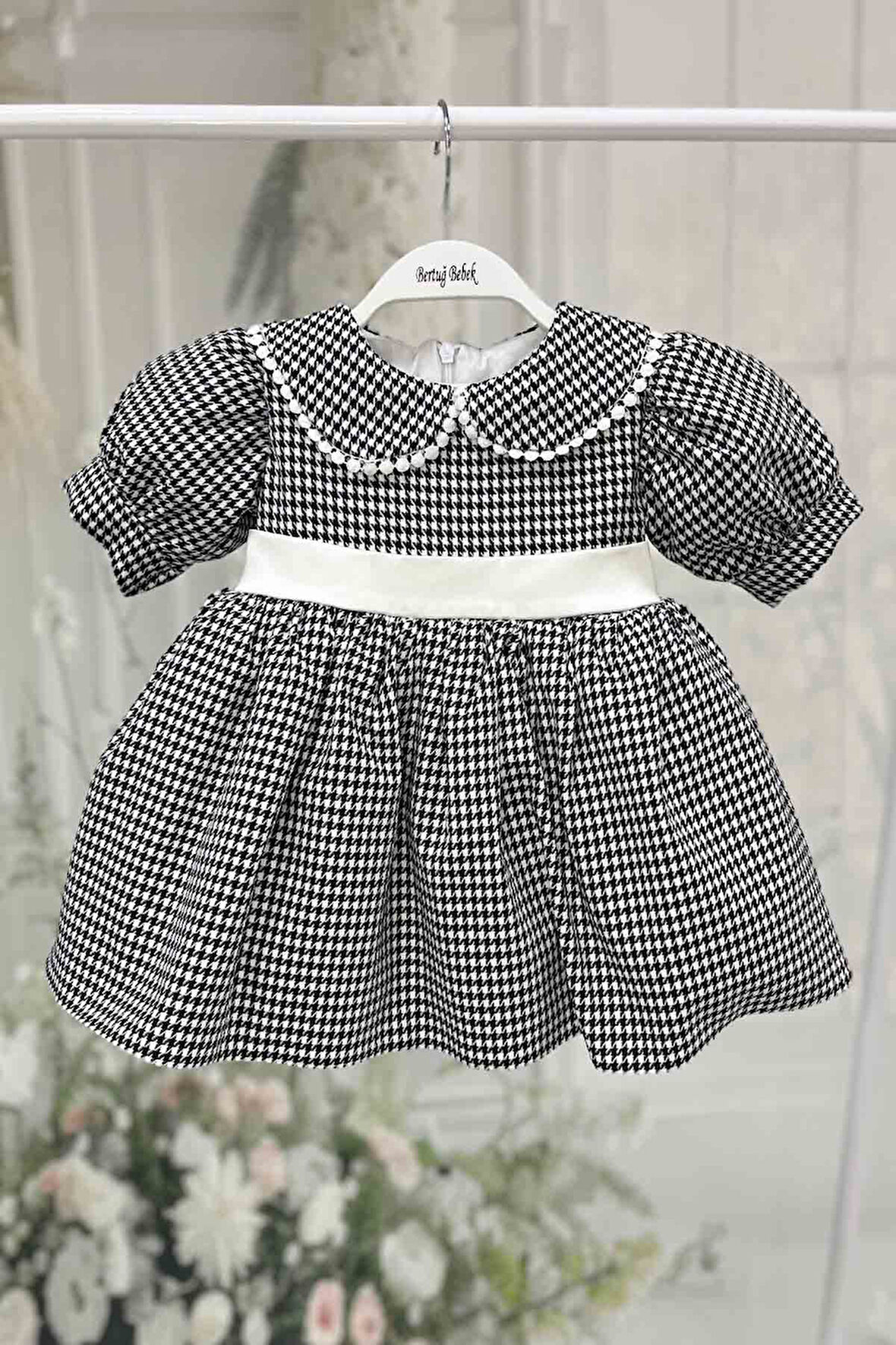 Bebe Yaka Dantelli Kız Çocuk Bebek Kazayağı Siyah Beyaz Elbise