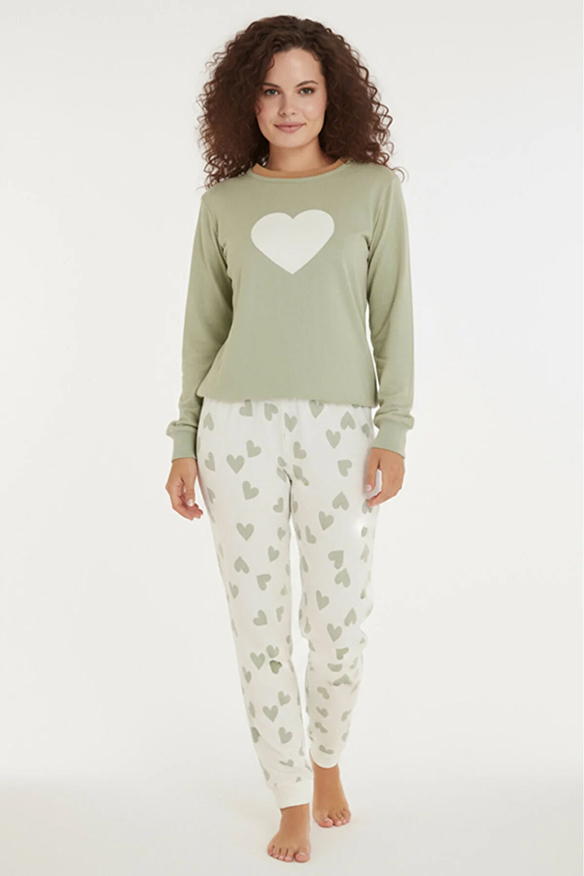 Luxury Thermal Büyük Kalp Desenli Kadın Polar Kışlık Pijama Takımı – 42047