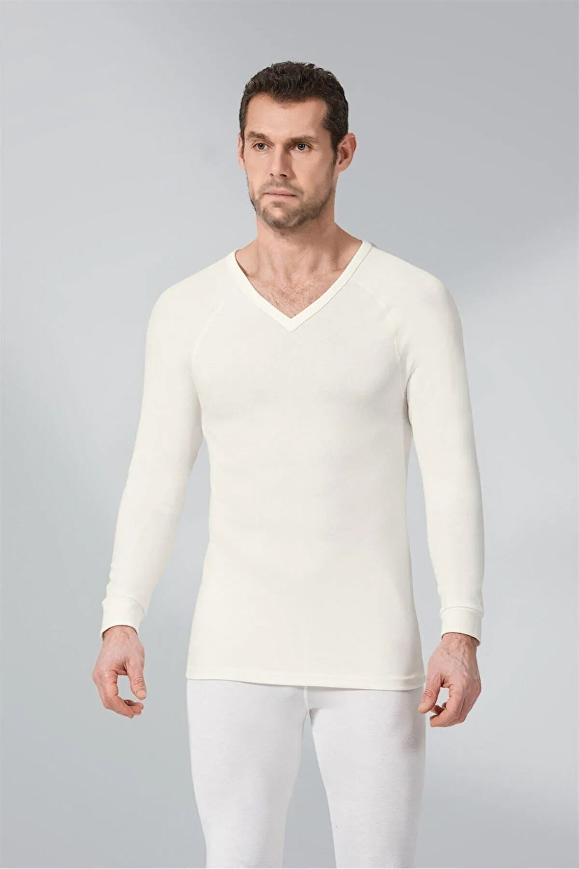 1 Adet Ekru Renk Termal V Yaka Uzun Kol Içlik