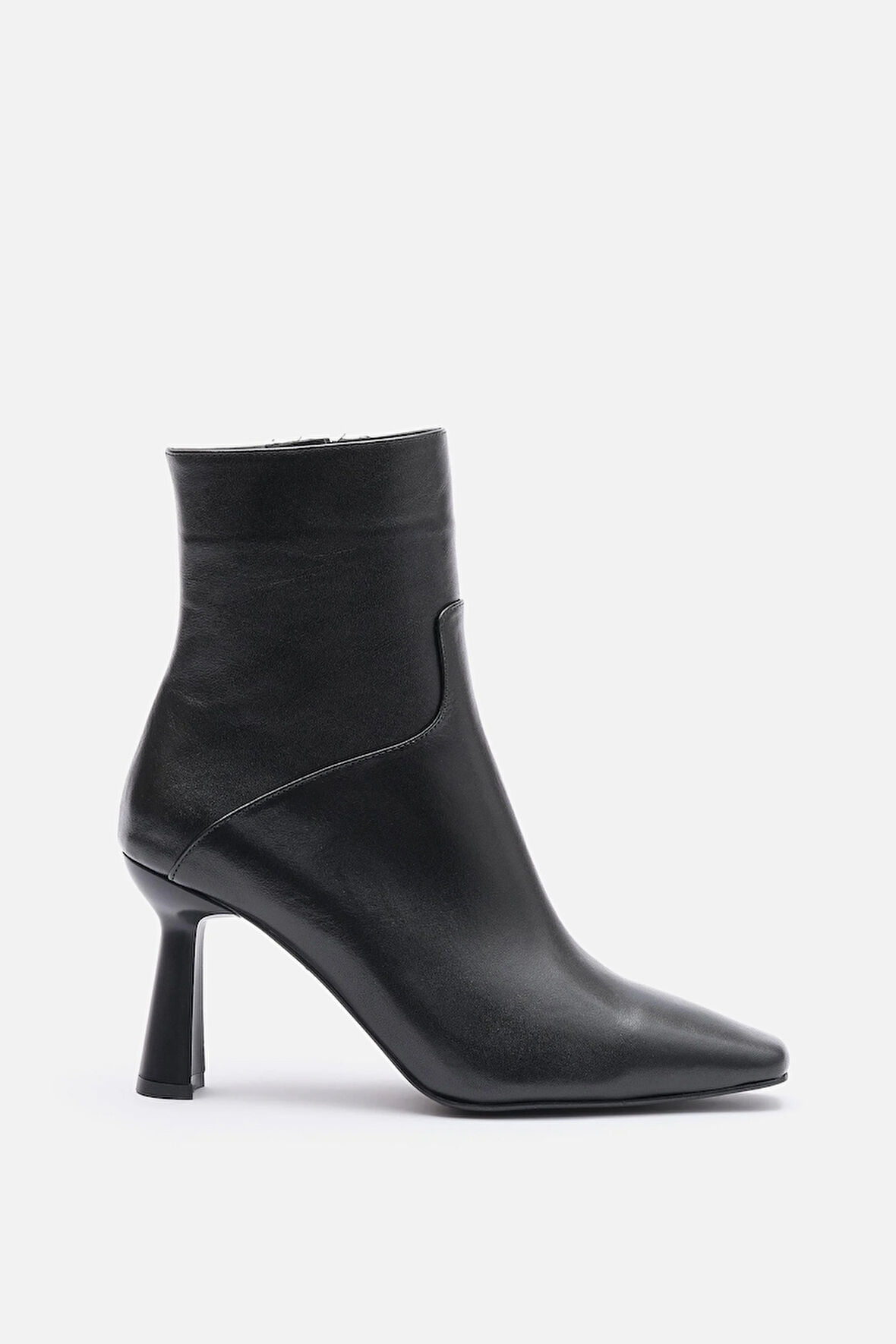 Bestyle Hollow Wedge Kadın Siyah Gerçek Deri Topuklu Bot