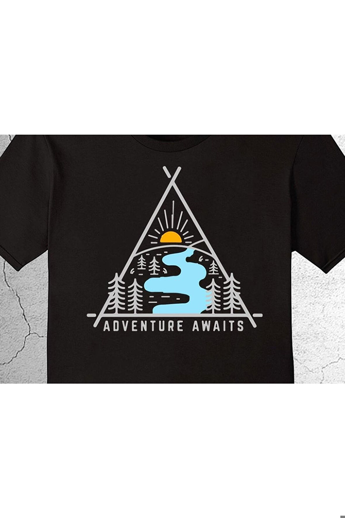 Adventure Awaits Kamp Çadır Doğa Tişört Çocuk T-shirt