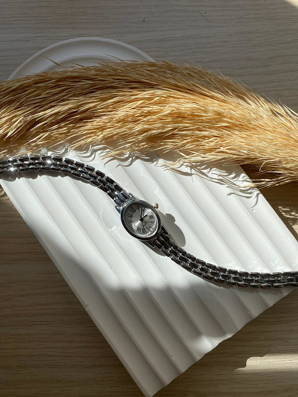 Bs Stıll Vintage Kadın Kol Saati Retro Minimal Boncuk Model 1 Adet