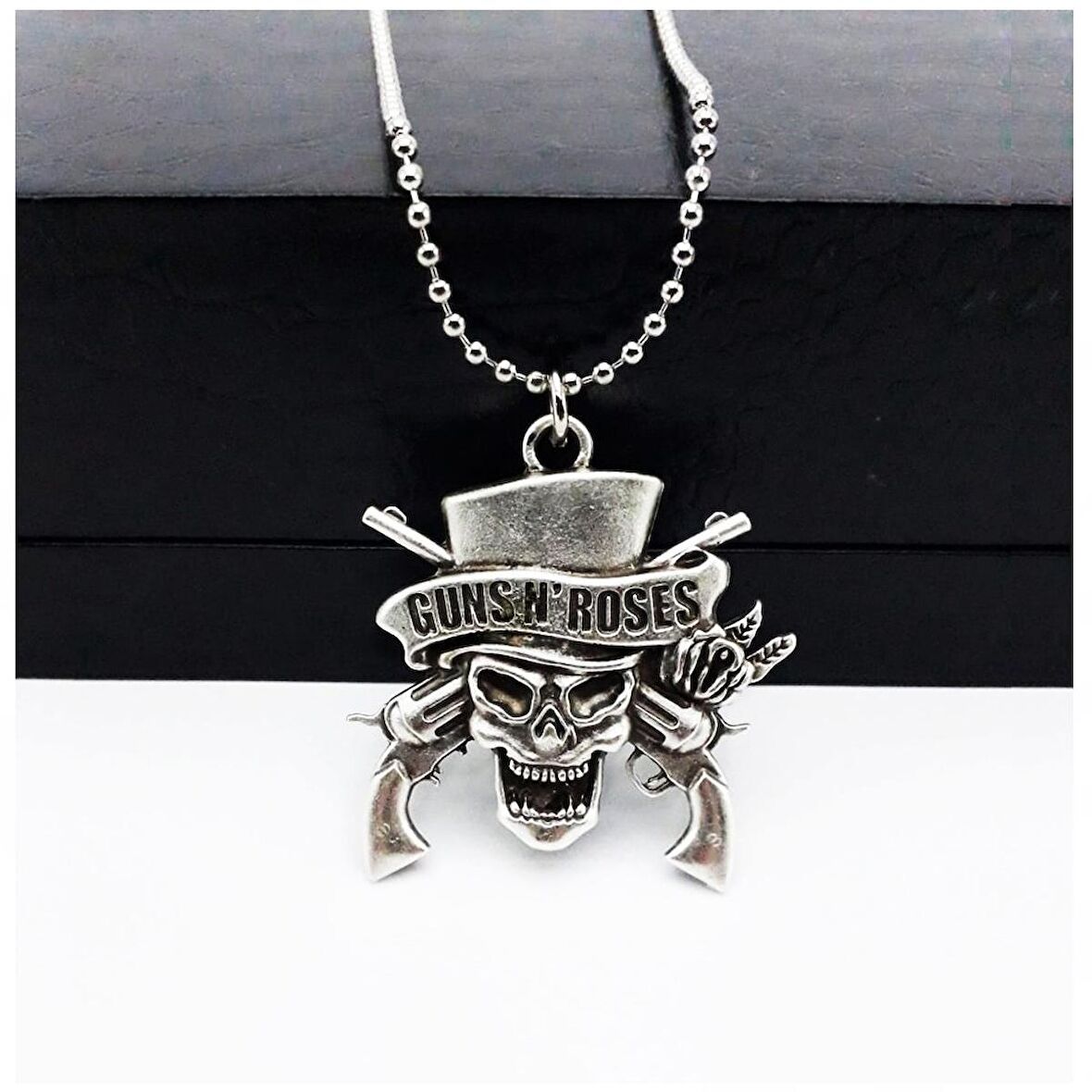 Gümüş Renk Top Zincir Erkek Guns N Roses Kolye