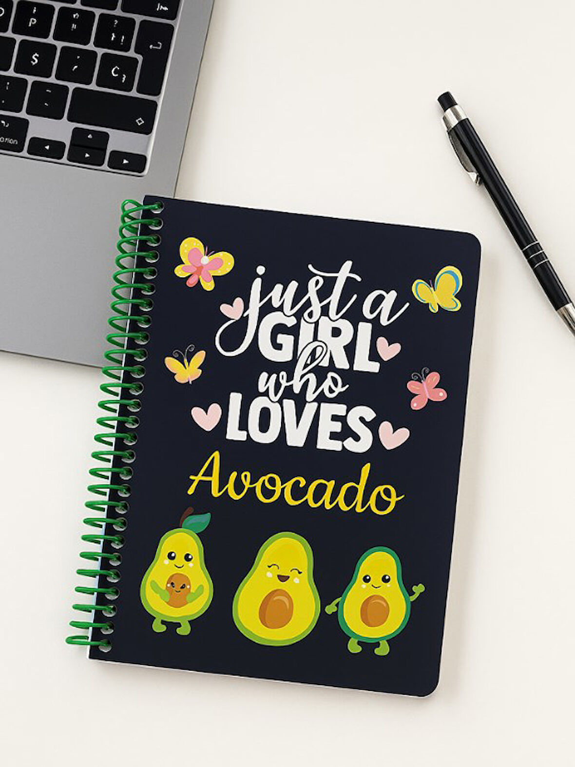 Just A Girl Who Loves Avocado Tasarımlı Spiralli Çizgili Defter – 80 Yaprak, 160 Sayfa (18 x 24 cm)