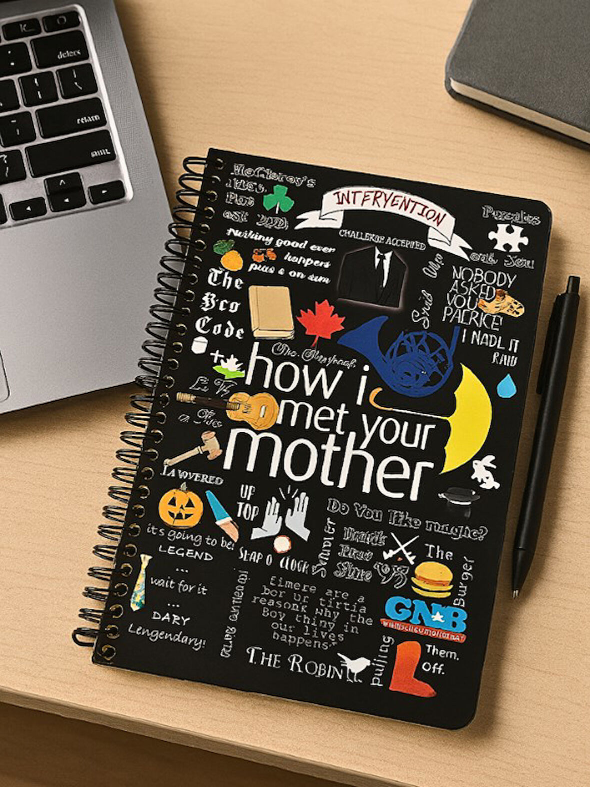 How I Met Your Mother Temalı Spiralli Çizgili Defter – 80 Yaprak, 160 Sayfa (18 x 24 cm)