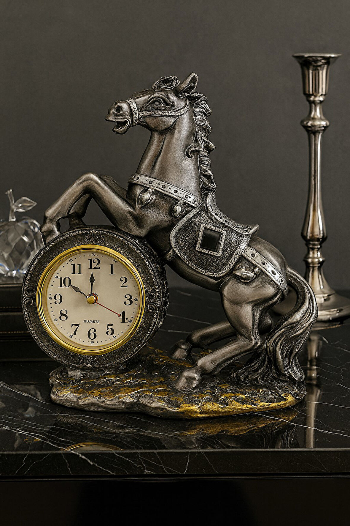 Dekoratif At Figürlü Masa Saati Gri – Retro At Figürlü Masa Saati Polyester 17x22 cm