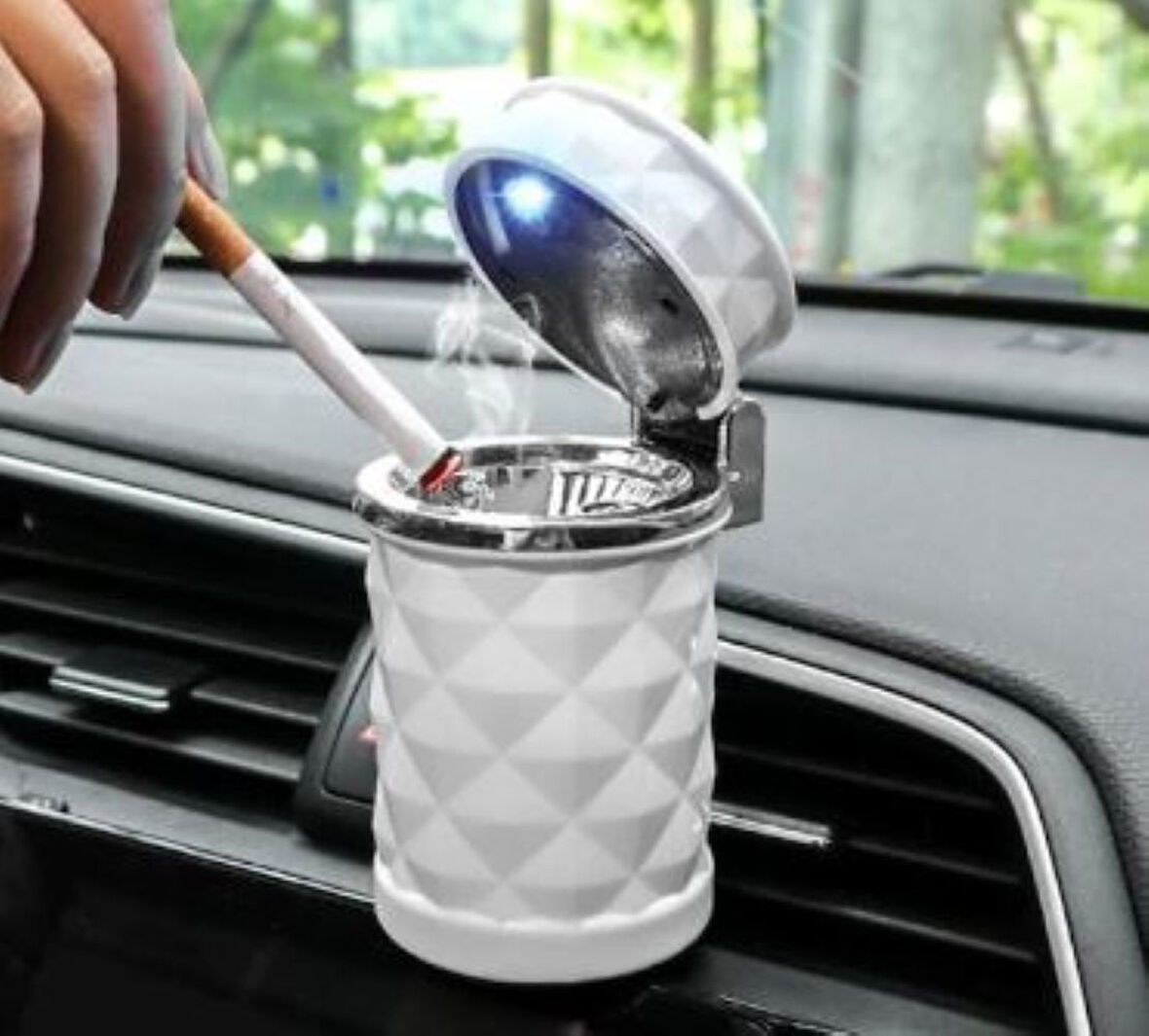 Kristal Pırlanta Taş Görünümlü Mavi Led Işıklı Lüx Oto Küllük Kapaklı Araç İçi Küllük Beyaz