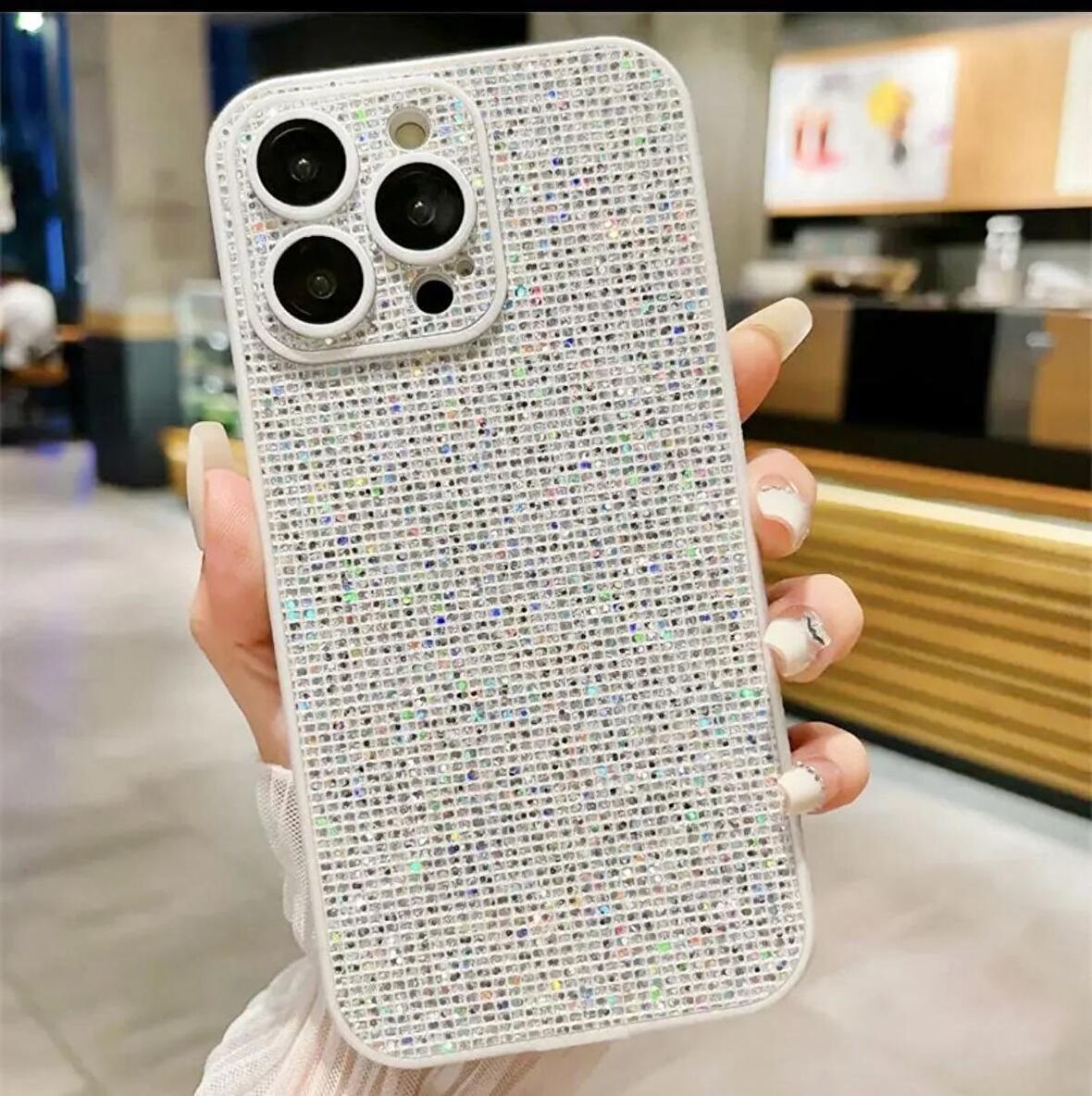 Apple iPhone 15 Pro Max Uyumlu Taşlı Simli Kamera Lens Korumalı Kılıf