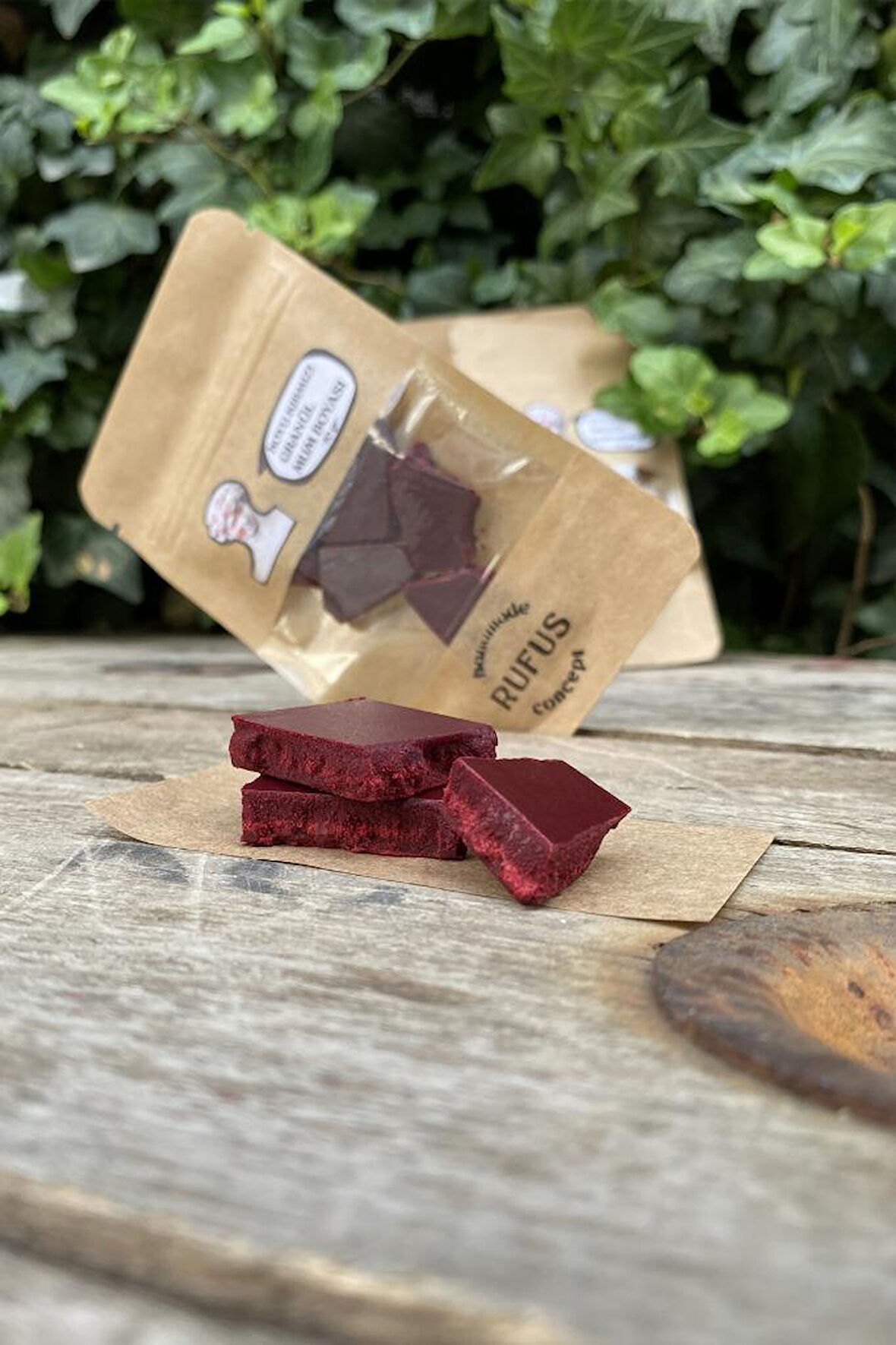 Koyu Kırmızı Granül Mum Boyası 50 gram