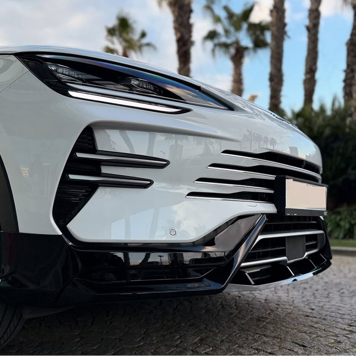 BYD SEAL U-DMI İÇİN UYUMLU AERO BODY KIT