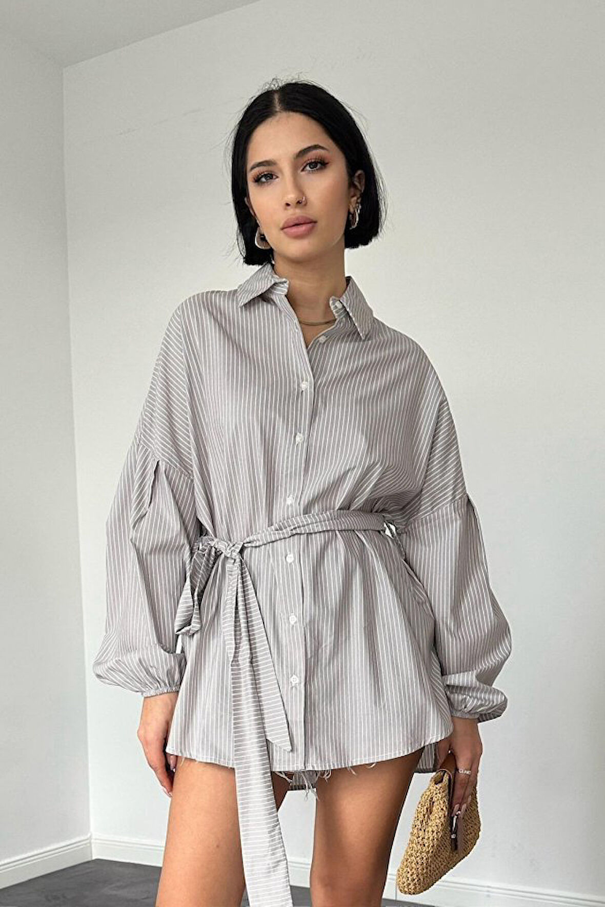 Kahverengi Çizgili Poplin Kuşaklı Gömlek