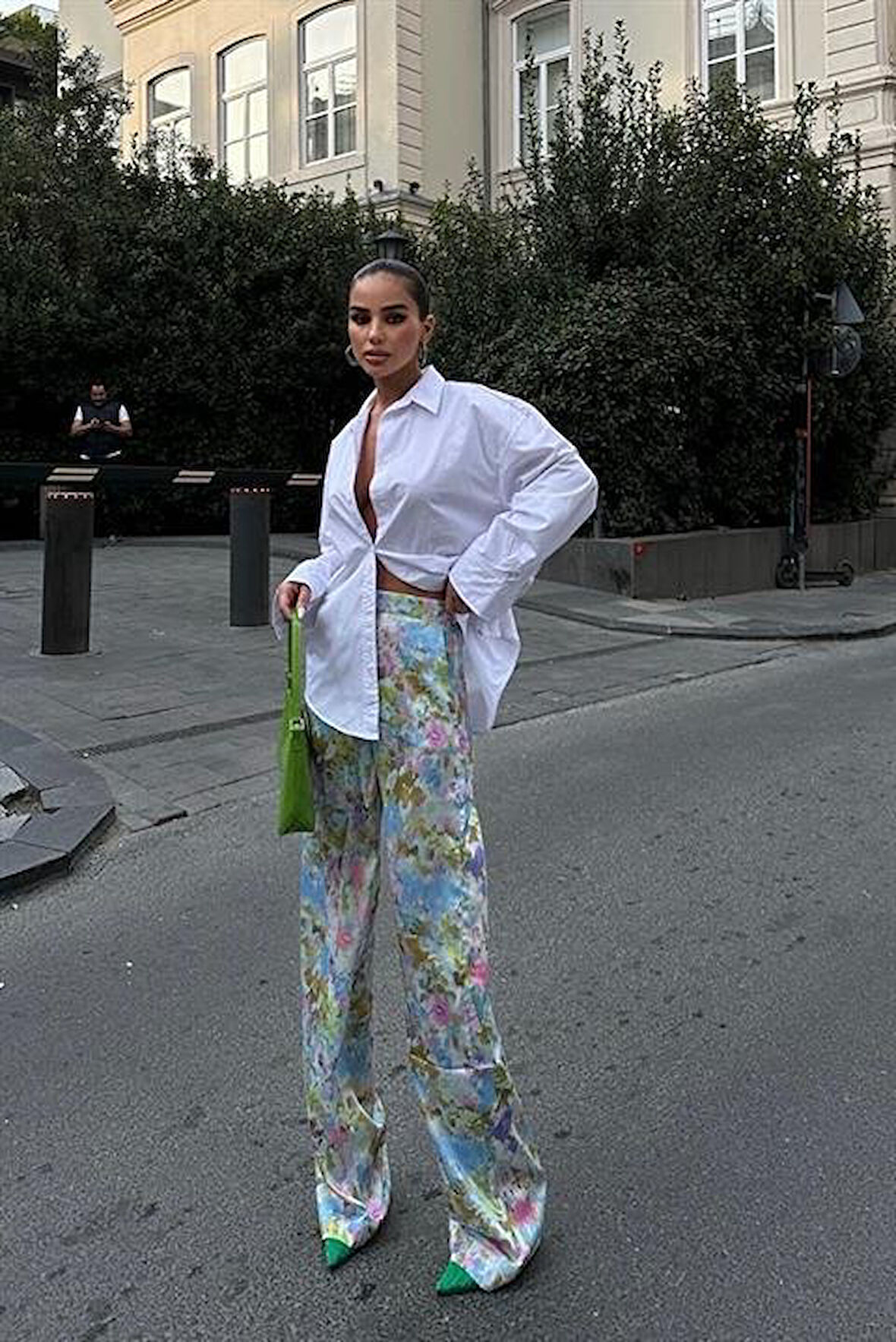 Mirian Sırt Dekolteli Gömlek 3228-08