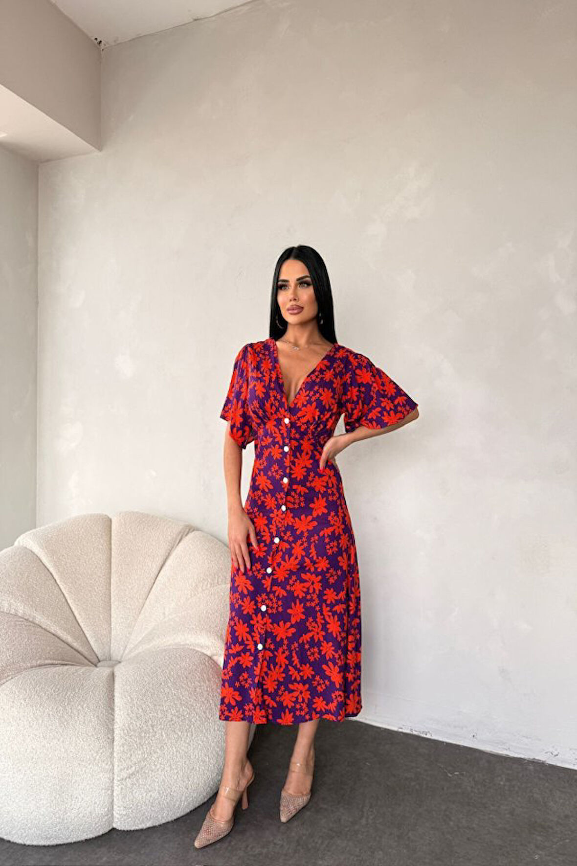 Kadın Göğüs Dekolteli Yaprak Desen Dokuma Viskon Kumaş Maxi Boy Elbise