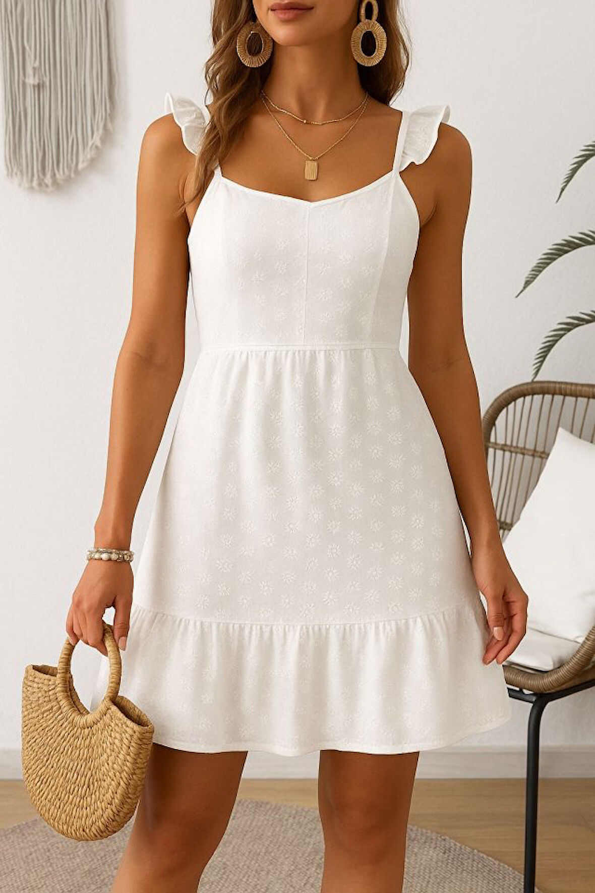 Kadın Omuz Askılı Eteği Volan Detay Brode Elbise