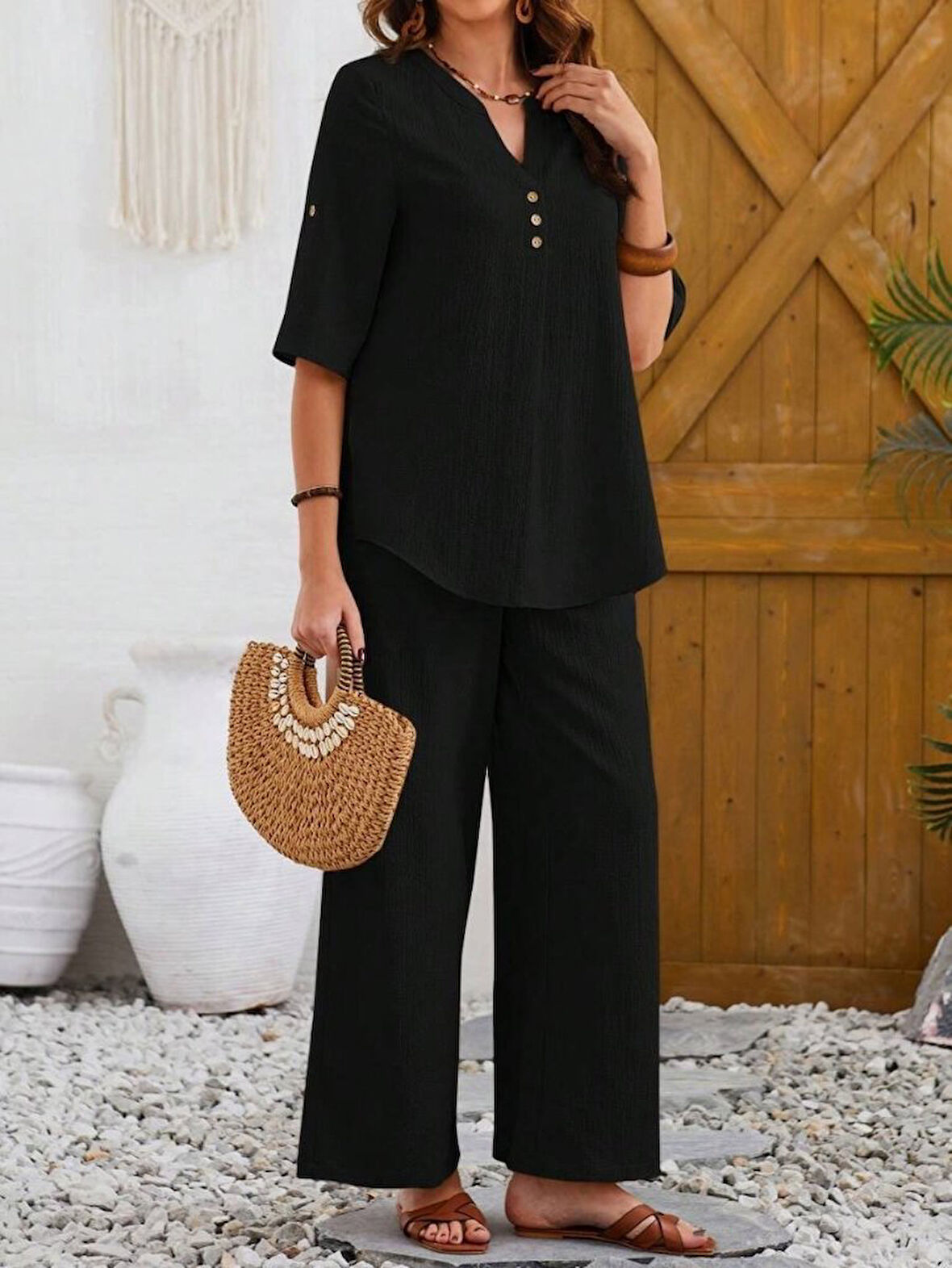 Kadın Kısa Kollu V Hakim Yaka Düğmeli Bürümcük Bluz Ve Pantolon Ikili Takım