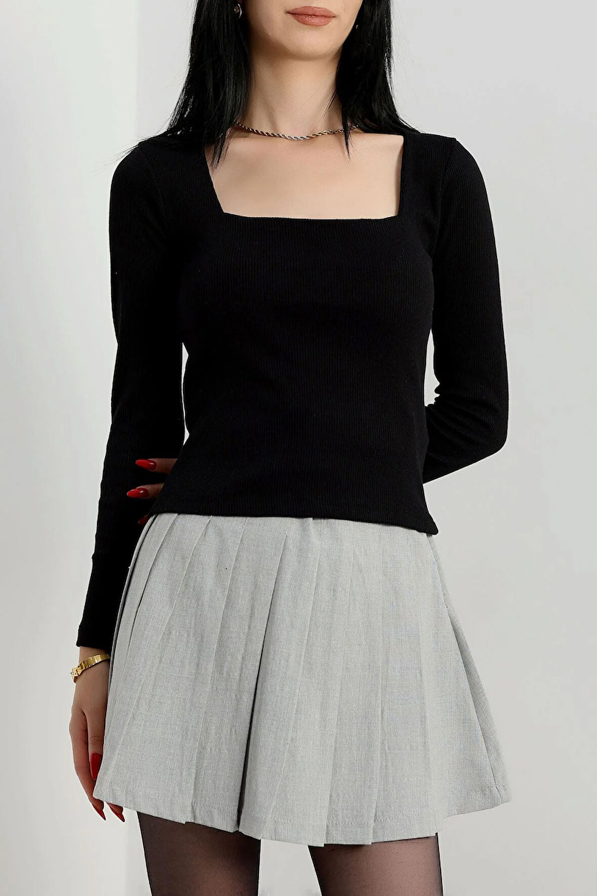 Çerçeve yaka kaşkorse bluz siyah