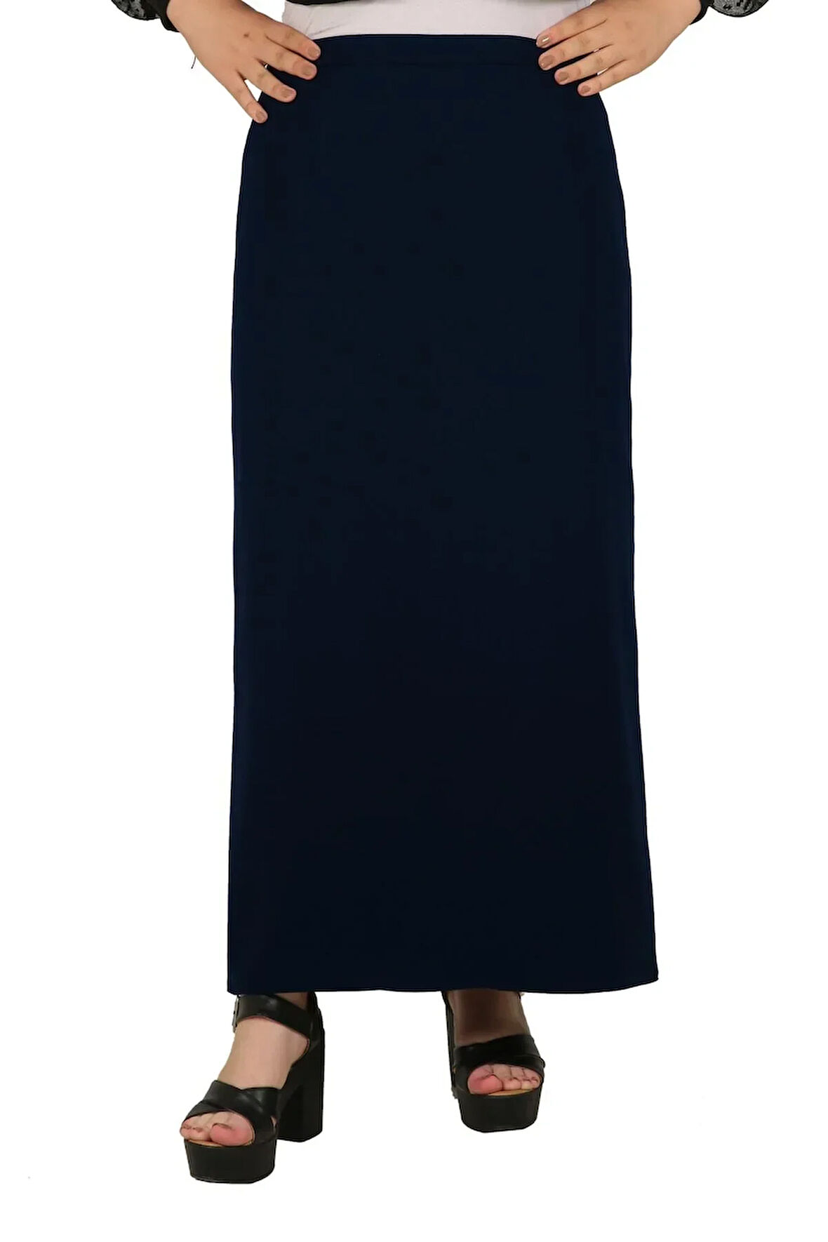 Tesettür Büyük Beden Kapalı Yırtmaç Astarlı Portoriko Kumaş Düz Anne Eteği