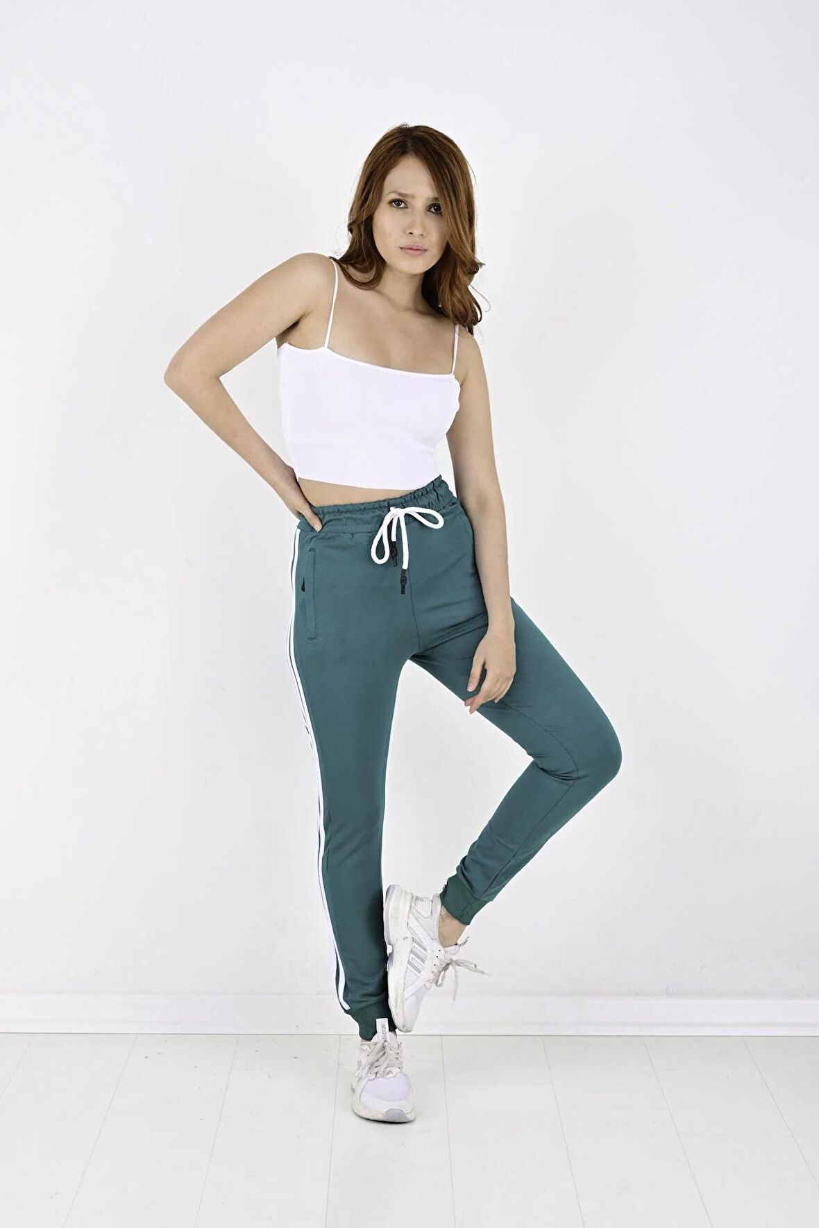 2 Iplik Yanları 3 Şeritli Kadın Eşofman Altı-2220