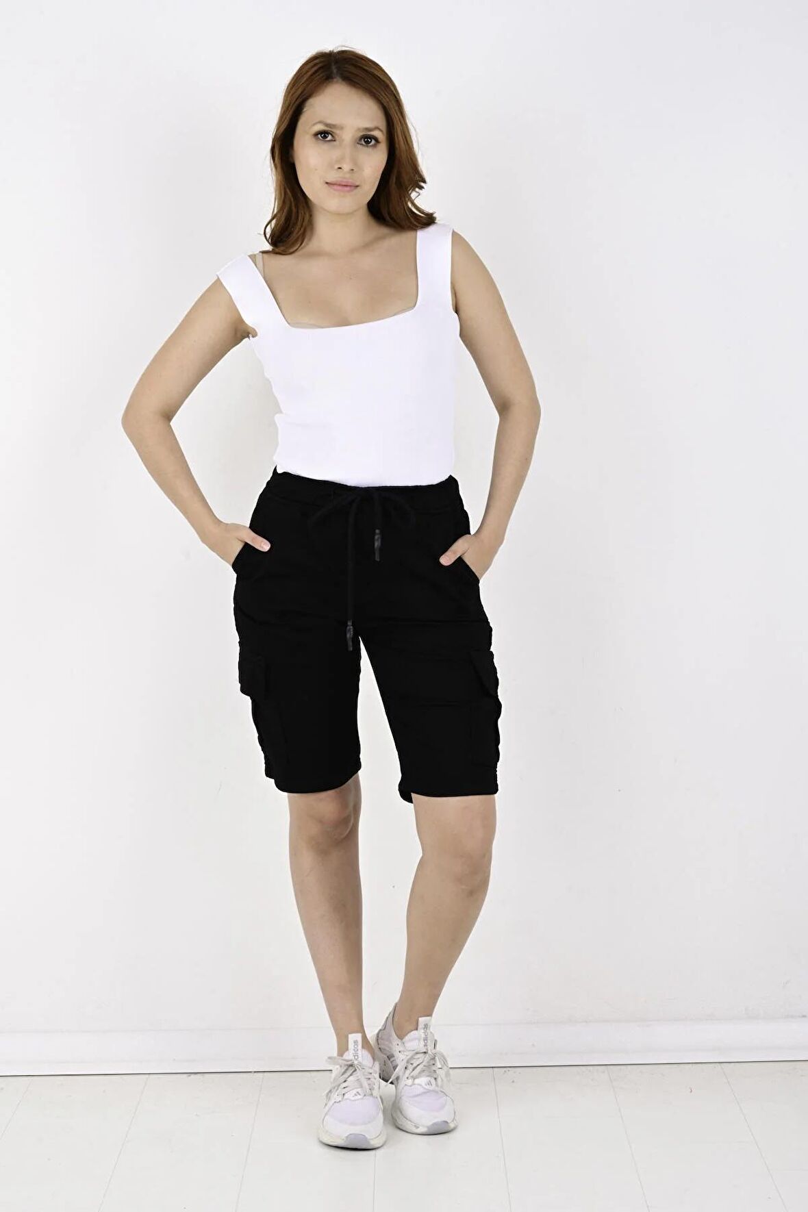 Kargo Cepli Kadın Gabardin Şort-7000