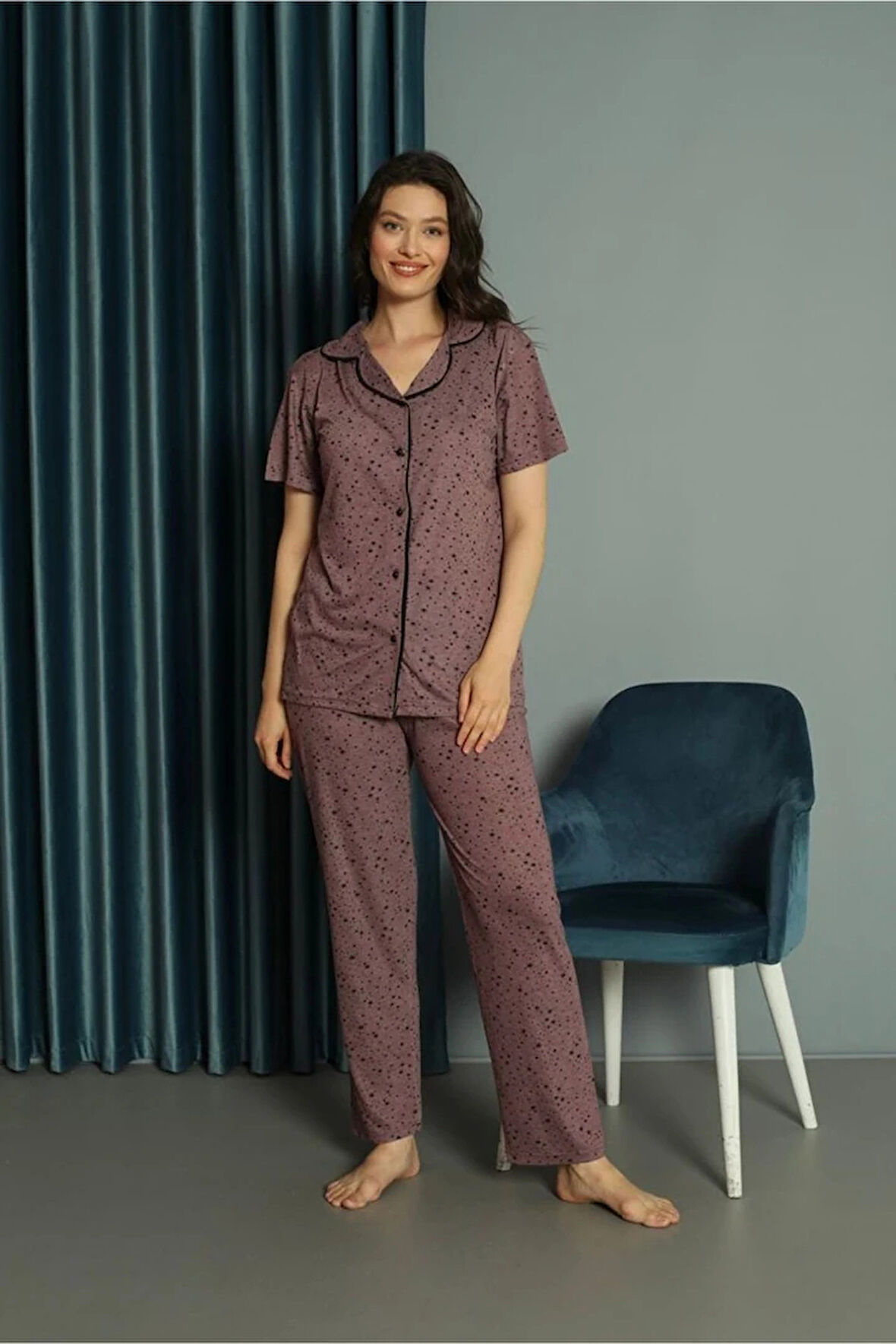 IŞILAY Mürdüm Önden Düğmeli Yıldızlı Viskon Kumaş Kısa Kollu Bayan Pijama Takımı 15638-M
