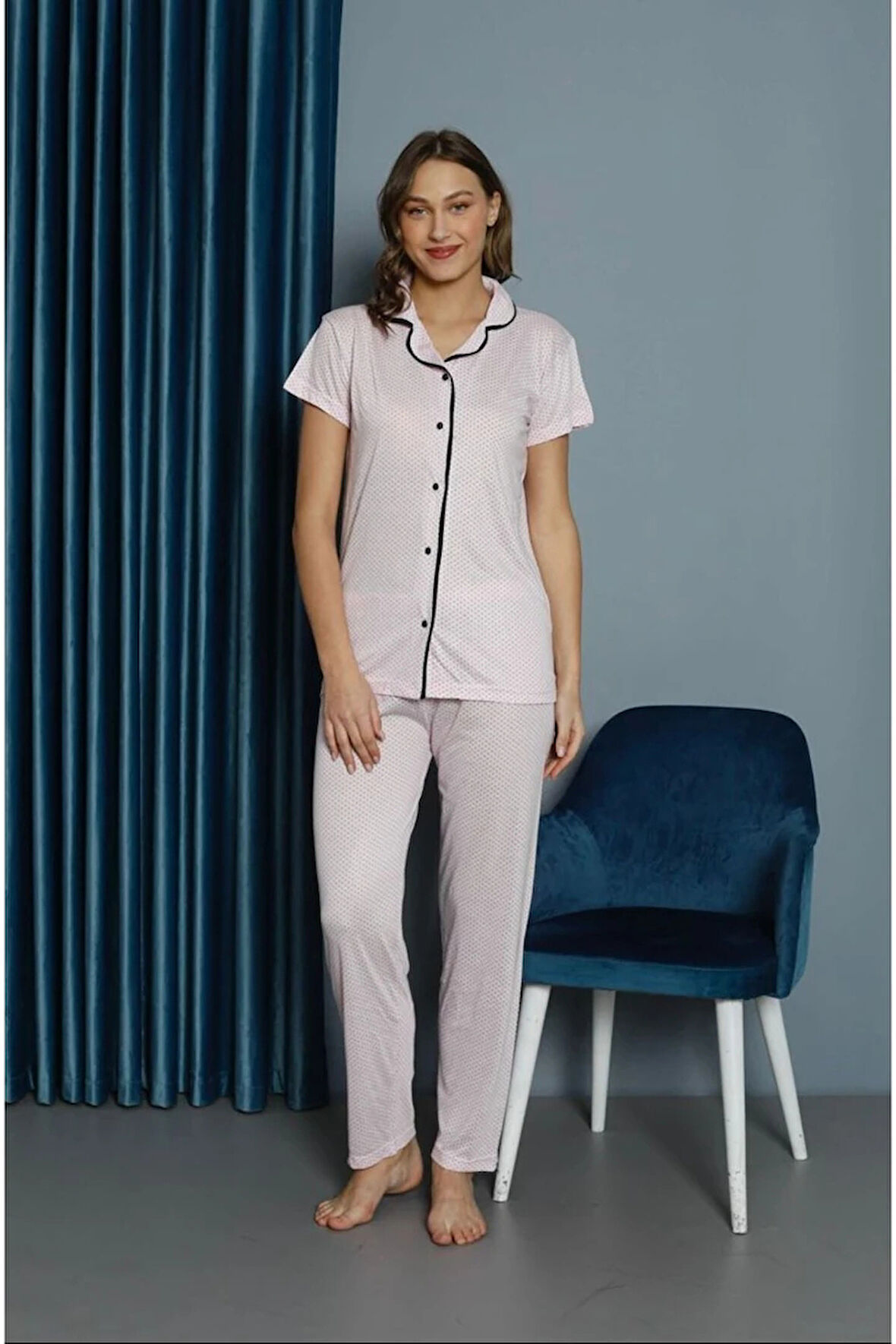 IŞILAY Somon Önden Düğmeli Noktalı Viskon Kumaş Kısa Kollu Kadın Pijama Takımı 15700-S