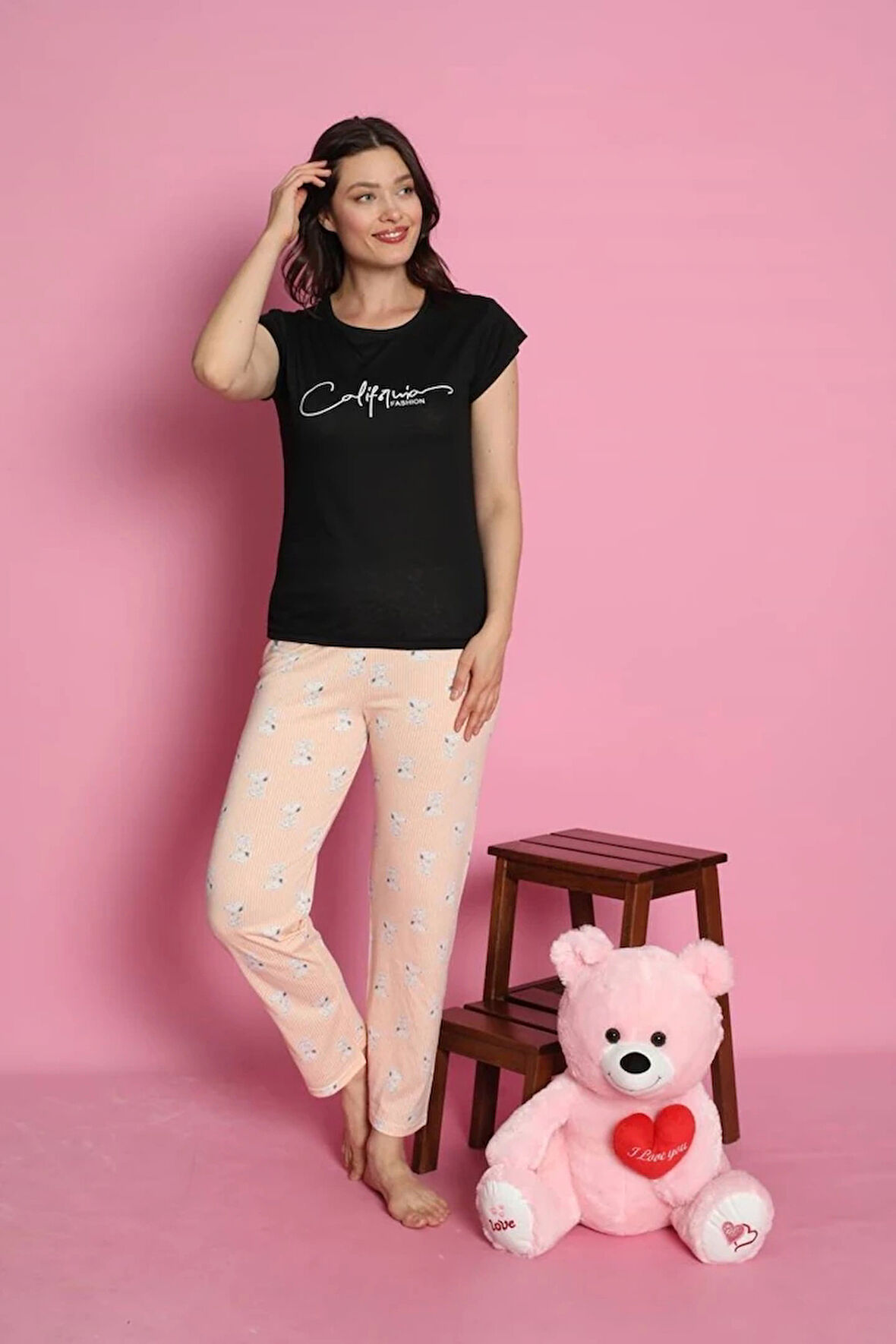 MLALE California Desenli Suprem Kumaş Kısa Kollu Kadın Pijama Takımı 3376-S