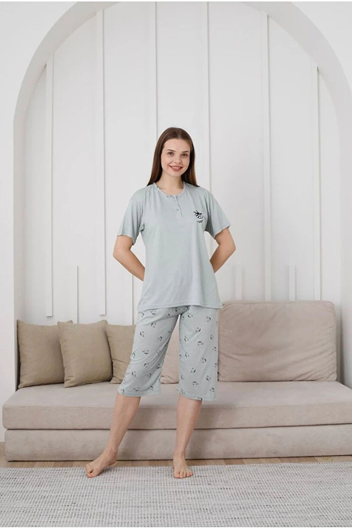GLİSA Yeşil Önden 2 Düğmeli Viskon Kumaş Kısa Kollu Kaprili Bayan Pijama Takımı 6031-Y