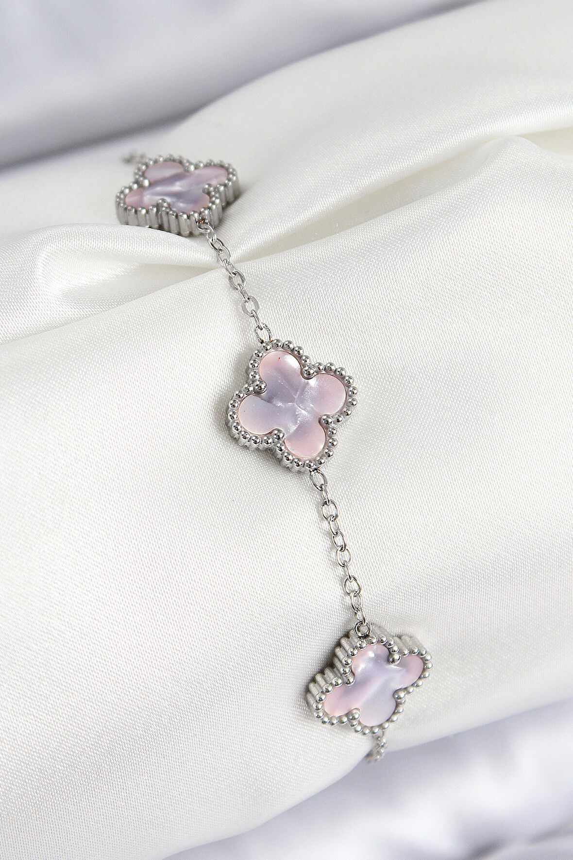 316L Çelik Sedefli Lila Gümüş Renk Yonca Kadın Bileklik