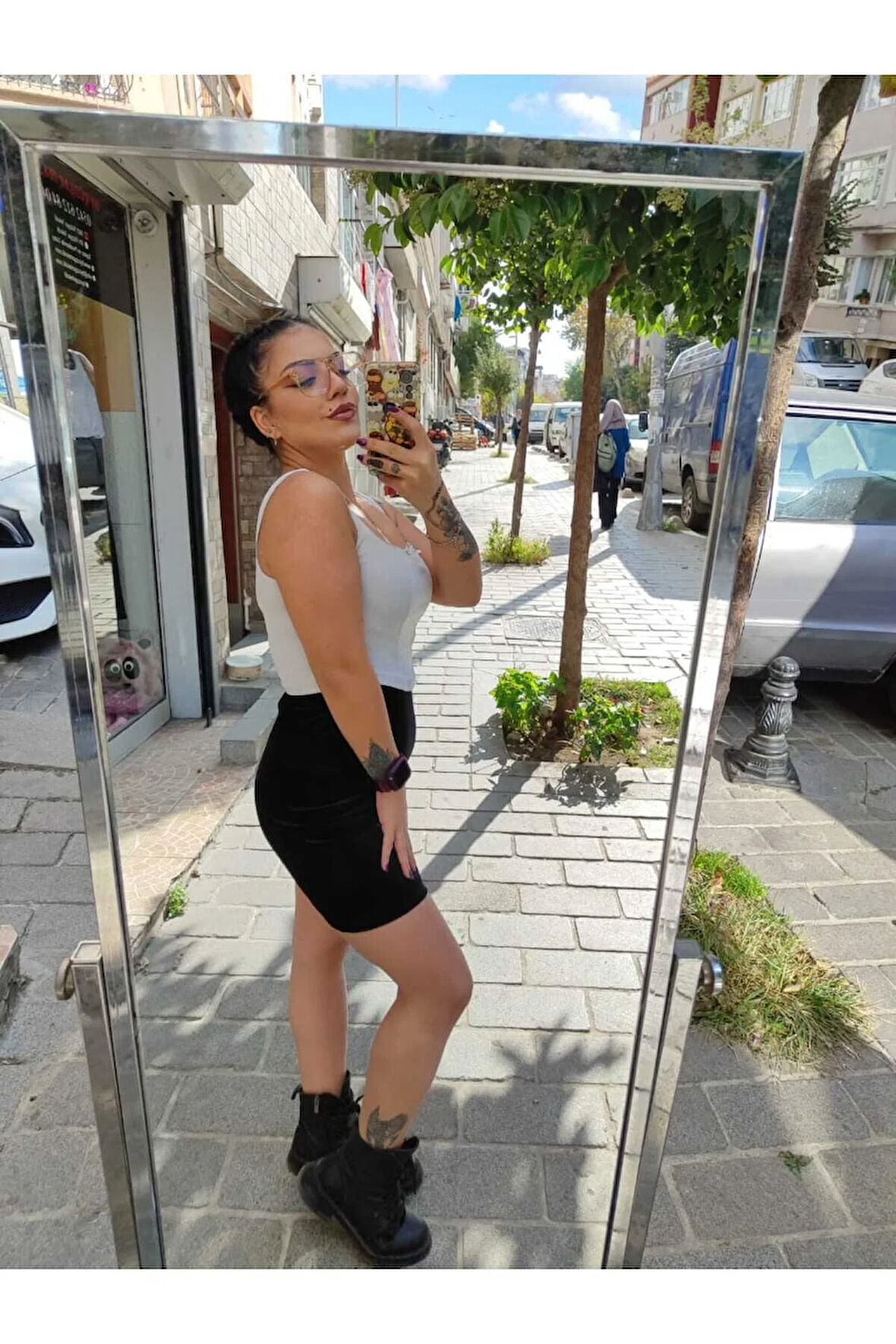 Beli Lastikli Astarsız Kadife Mini Etek