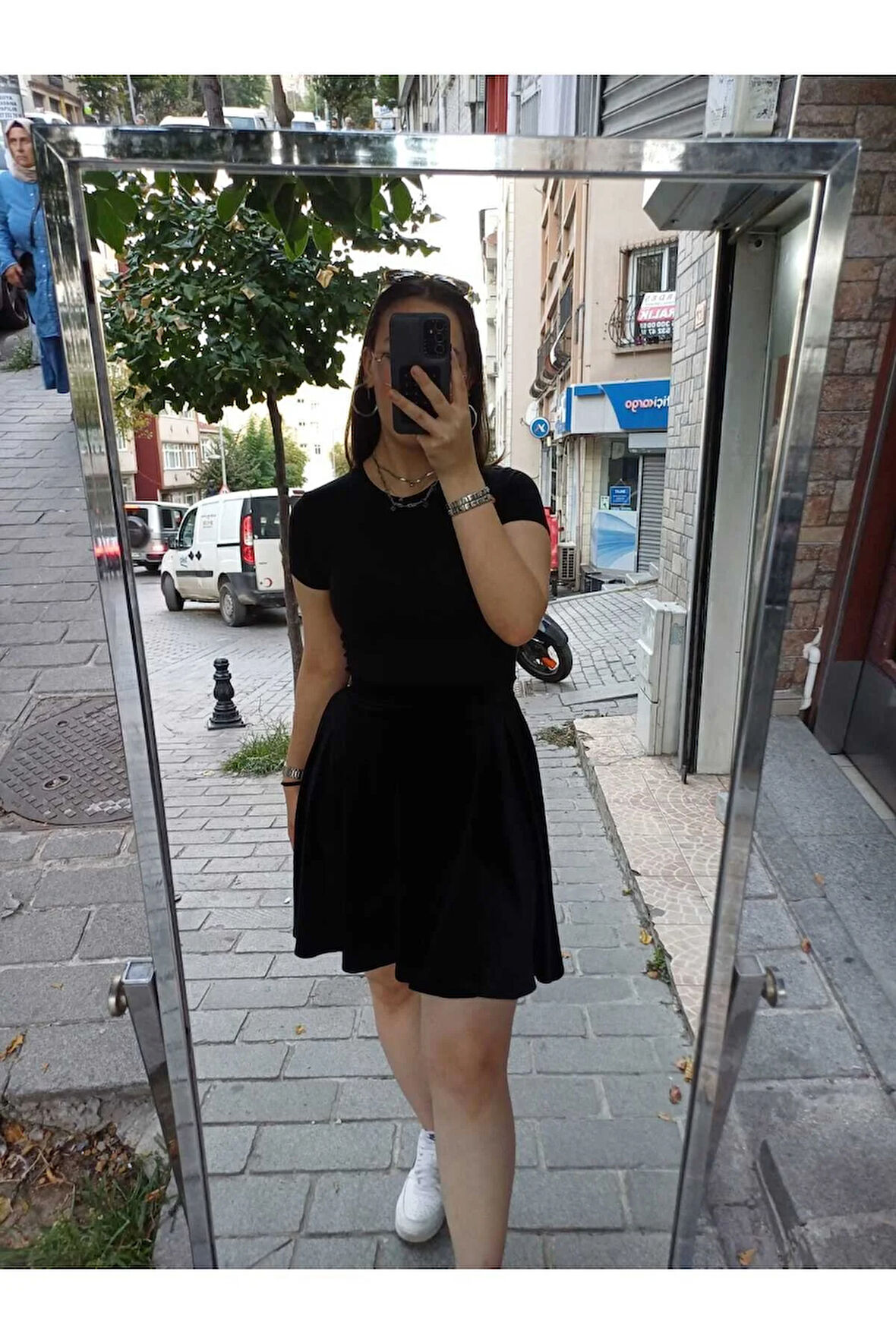 Beli Lastikli Astarsız Diz Boyu Kadife Kloş Etek