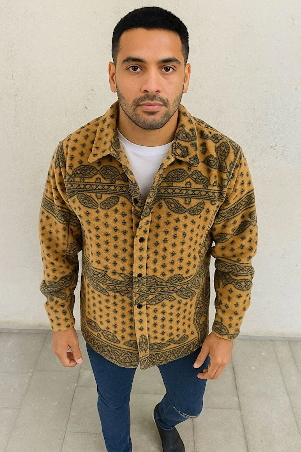 Erkek Polar Fermuarlı Sweatshirt – Kapüşonsuz, Cepli, Yumuşak Dokulu, Oversize Rahat Kalıp, Kışlık Sıcak Tutan Fermuarlı Üst - Sarı