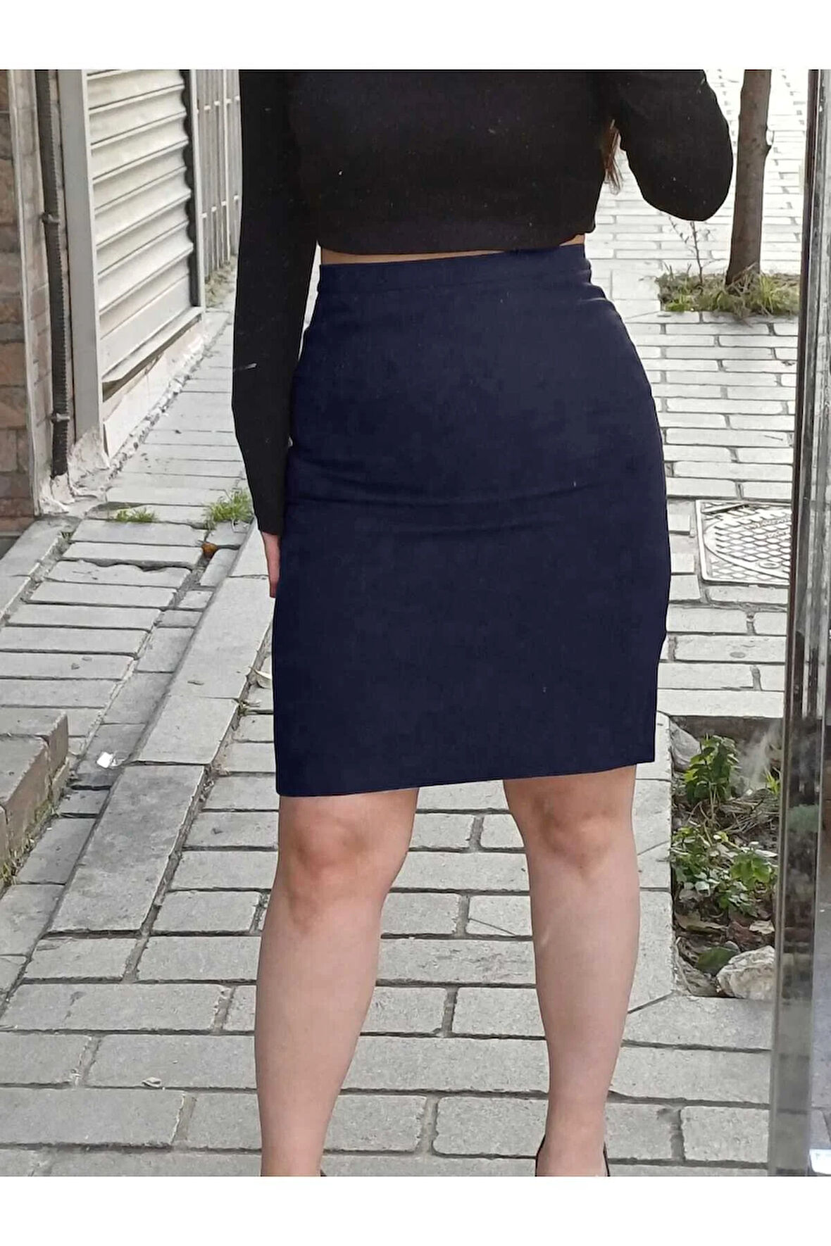 Kısa Arkadan Yırtmaçlı Astarlı Fermuarlı Düğmeli Portoriko Kumaş Kalem Etek